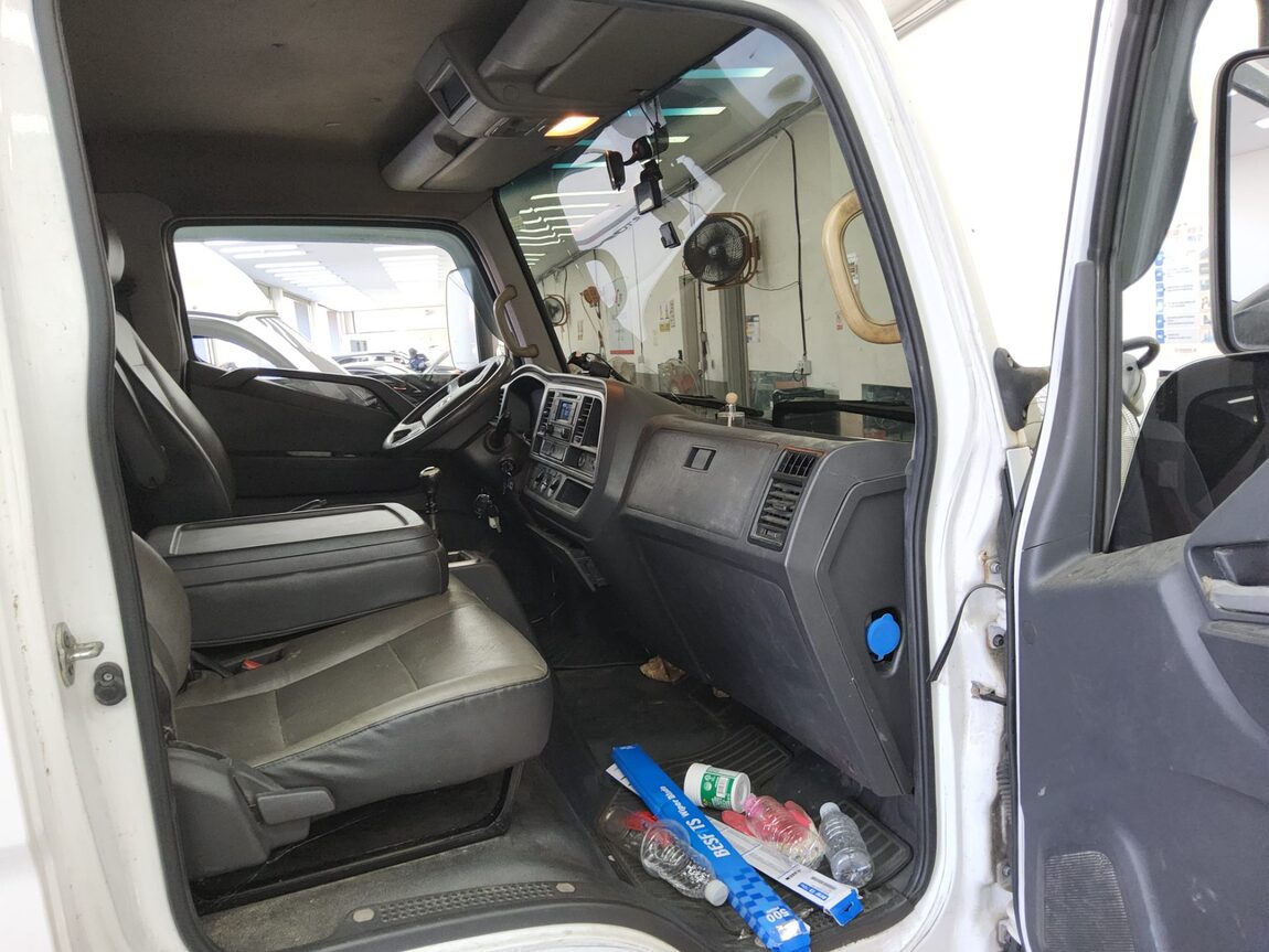 HYUNDAI ALL NEW MIGHTY 3.5 TON SUPER CAB LONG WHEELBASE HIGH DECK 2015 - zdjęcie 12