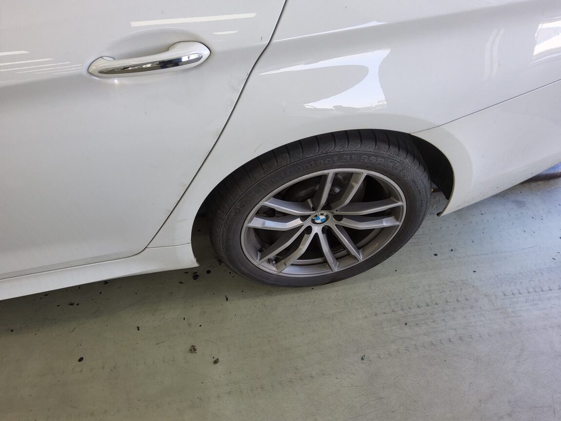 BMW 5 SERIES (7TH GEN) 520d M SPORT PACK 2017 - zdjęcie 21