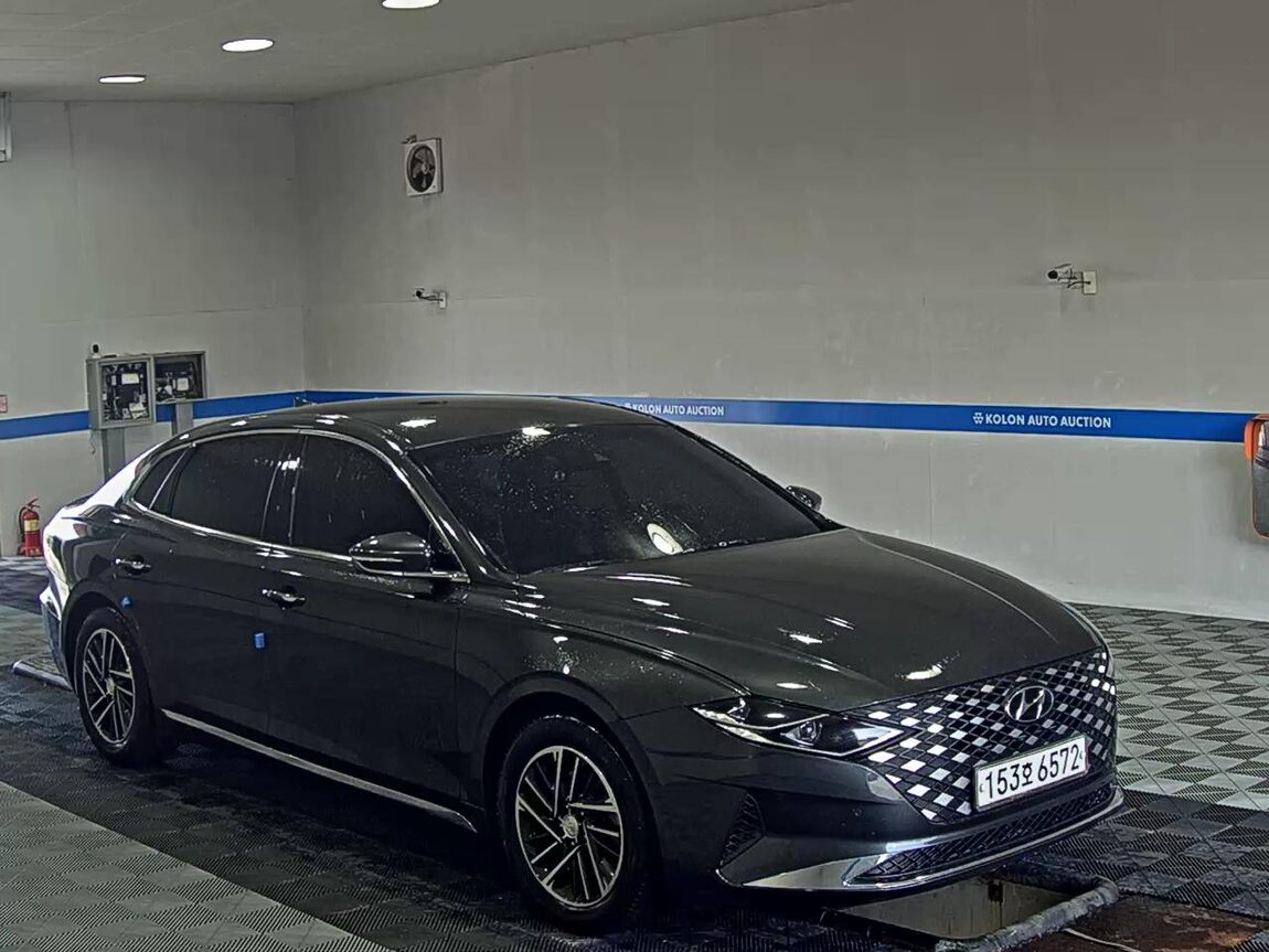 HYUNDAI THE NEW GRANDEUR IG LPi 3.0 RENTAL CAR MODERN 2021 - zdjęcie 3