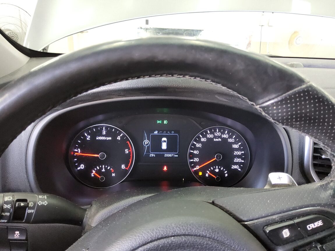 KIA NEW SPORTAGE R2.0 2WD PRESTIGE 2016 - zdjęcie 9
