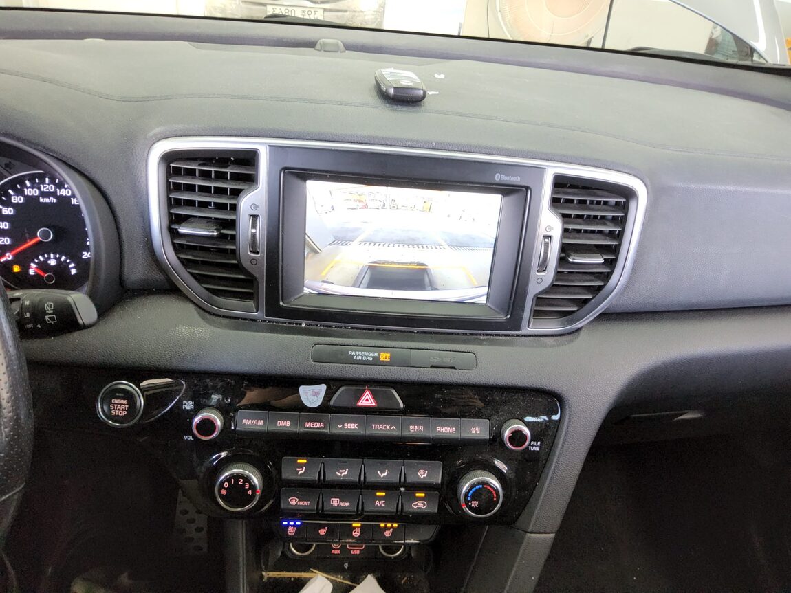KIA NEW SPORTAGE R2.0 2WD PRESTIGE 2016 - zdjęcie 18