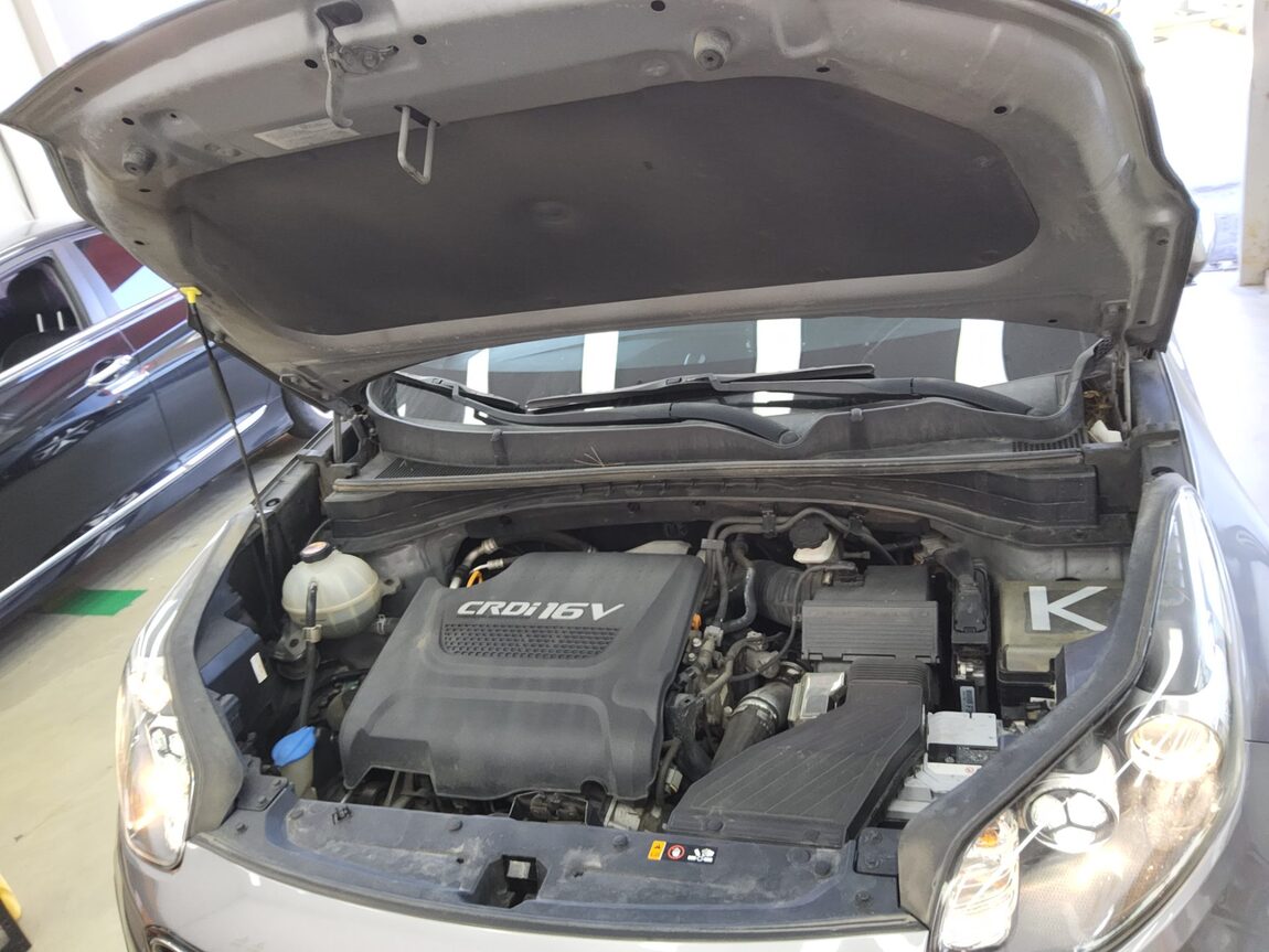 KIA NEW SPORTAGE R2.0 2WD PRESTIGE 2016 - zdjęcie 20