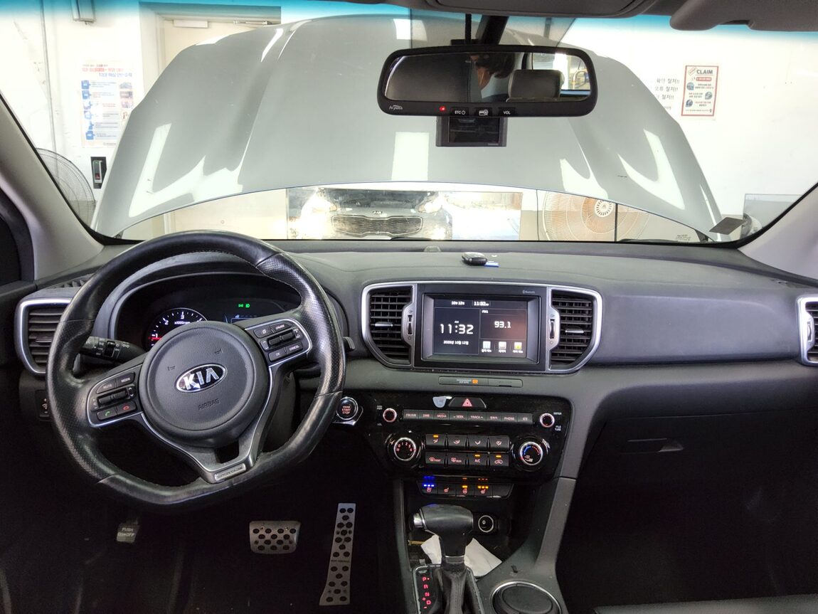 KIA NEW SPORTAGE R2.0 2WD PRESTIGE 2016 - zdjęcie 11