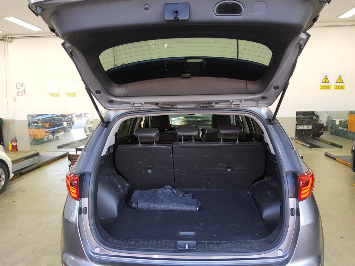 KIA NEW SPORTAGE R2.0 2WD PRESTIGE 2016 - zdjęcie 15