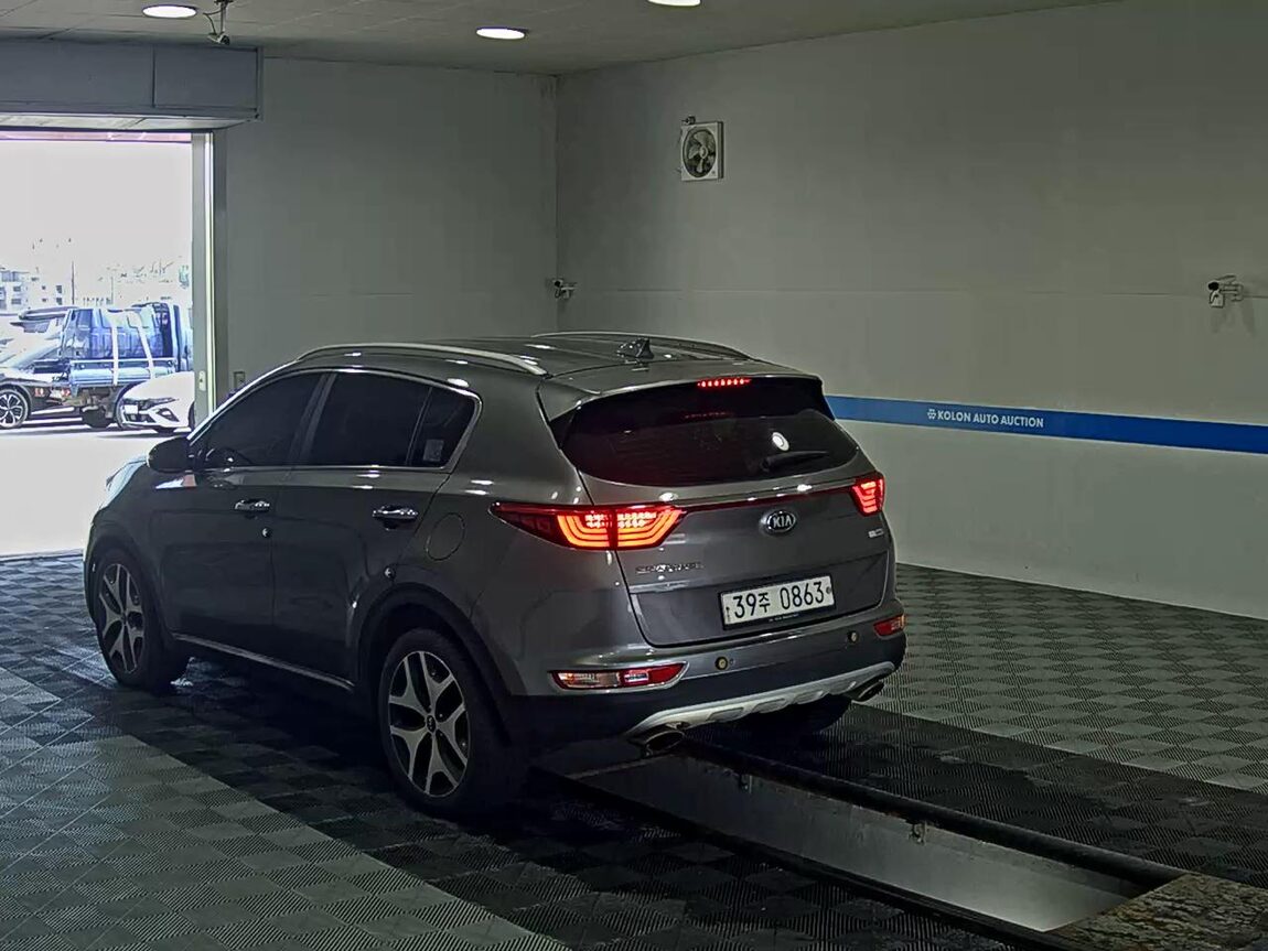 KIA NEW SPORTAGE R2.0 2WD PRESTIGE 2016 - zdjęcie 6