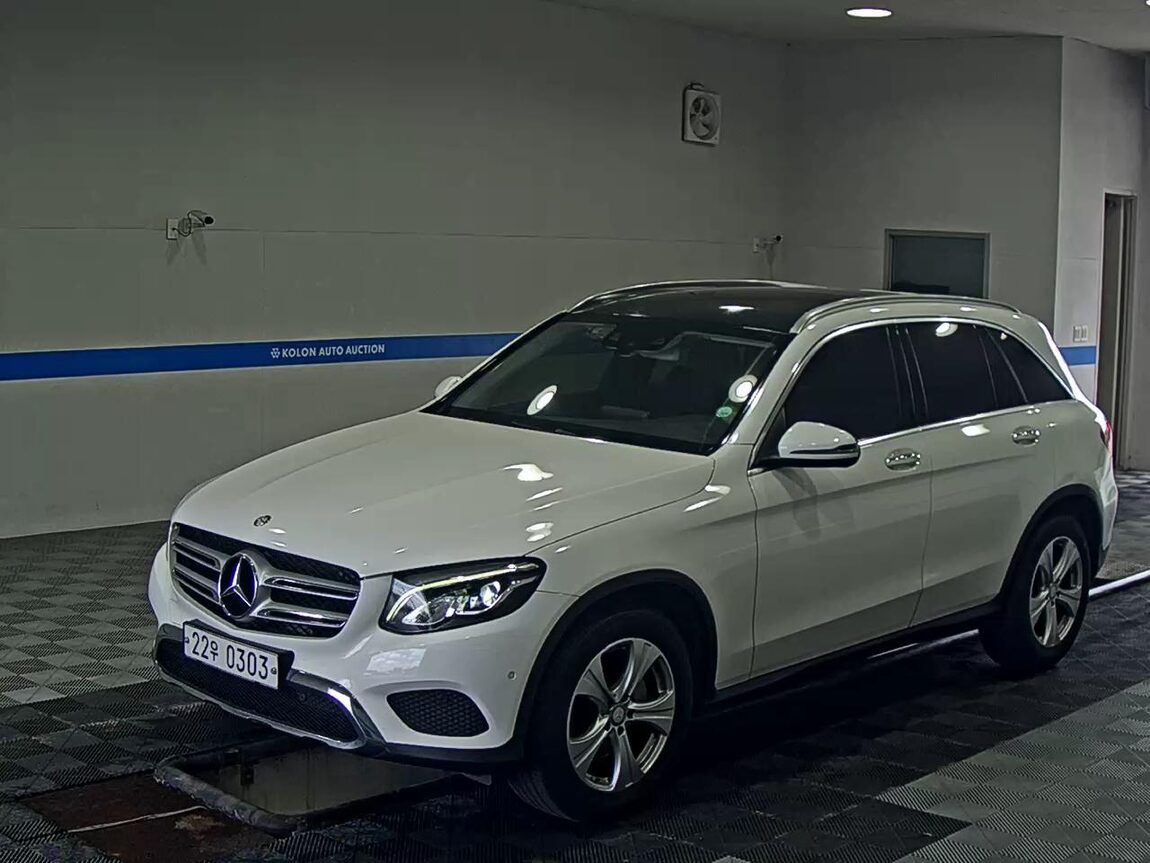 MERCEDES-BENZ GLC-CLASS GLC 220d 4MATIC 2017 - zdjęcie 2