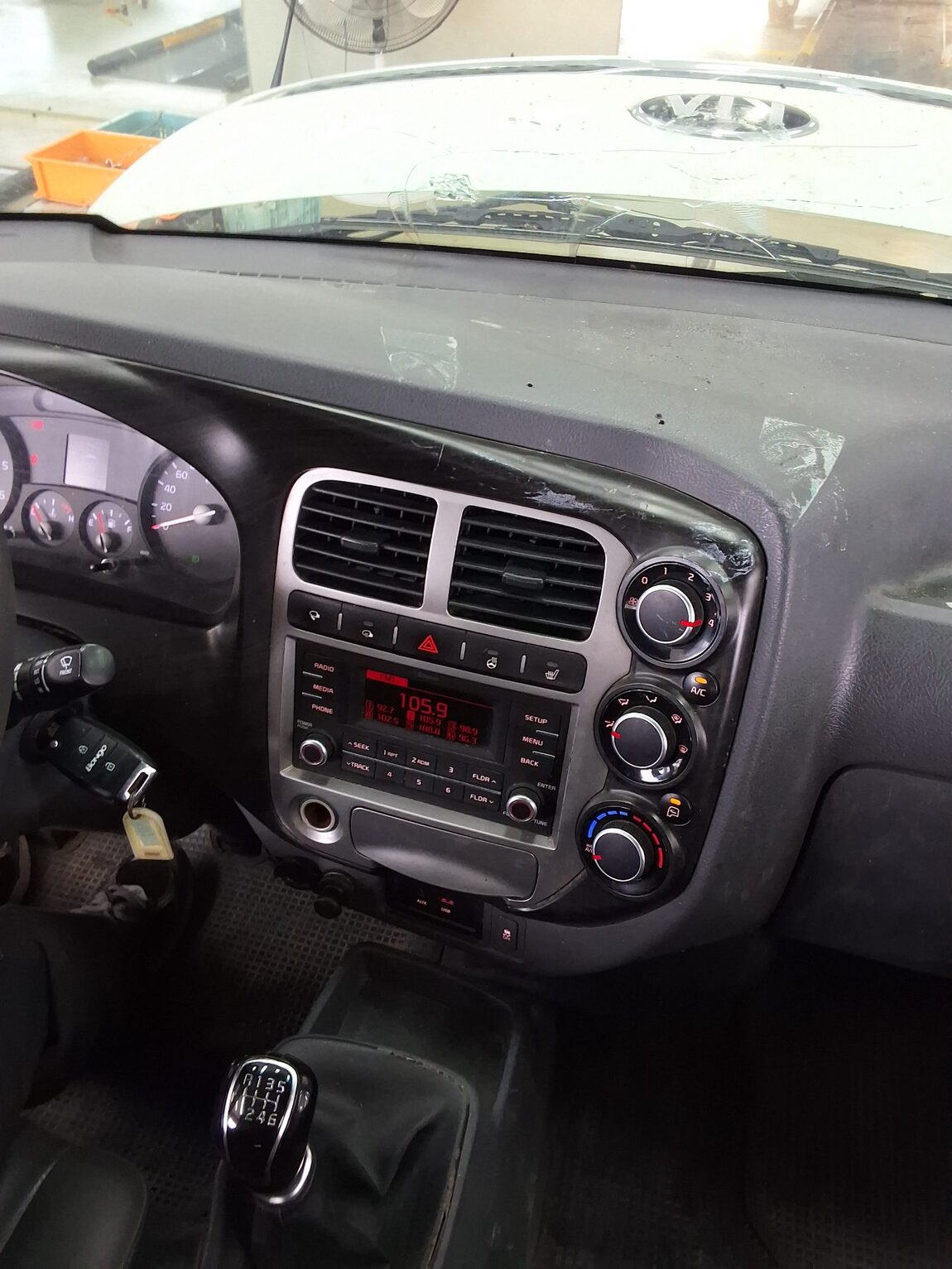 KIA BONGO III CARGO CRDi DOUBLE CAB EXTRA LONG WHEELBASE 2018 - zdjęcie 17