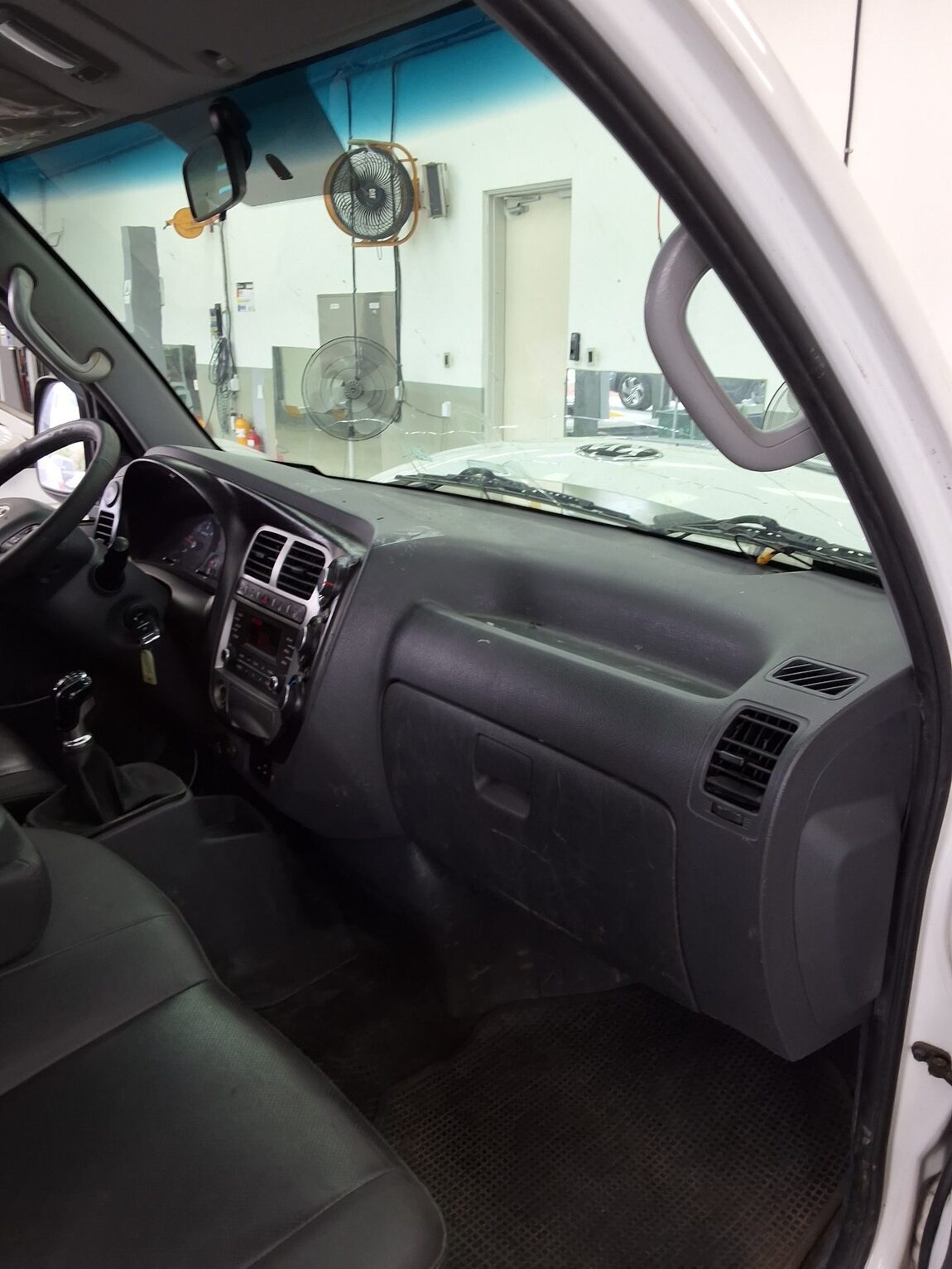 KIA BONGO III CARGO CRDi DOUBLE CAB EXTRA LONG WHEELBASE 2018 - zdjęcie 14