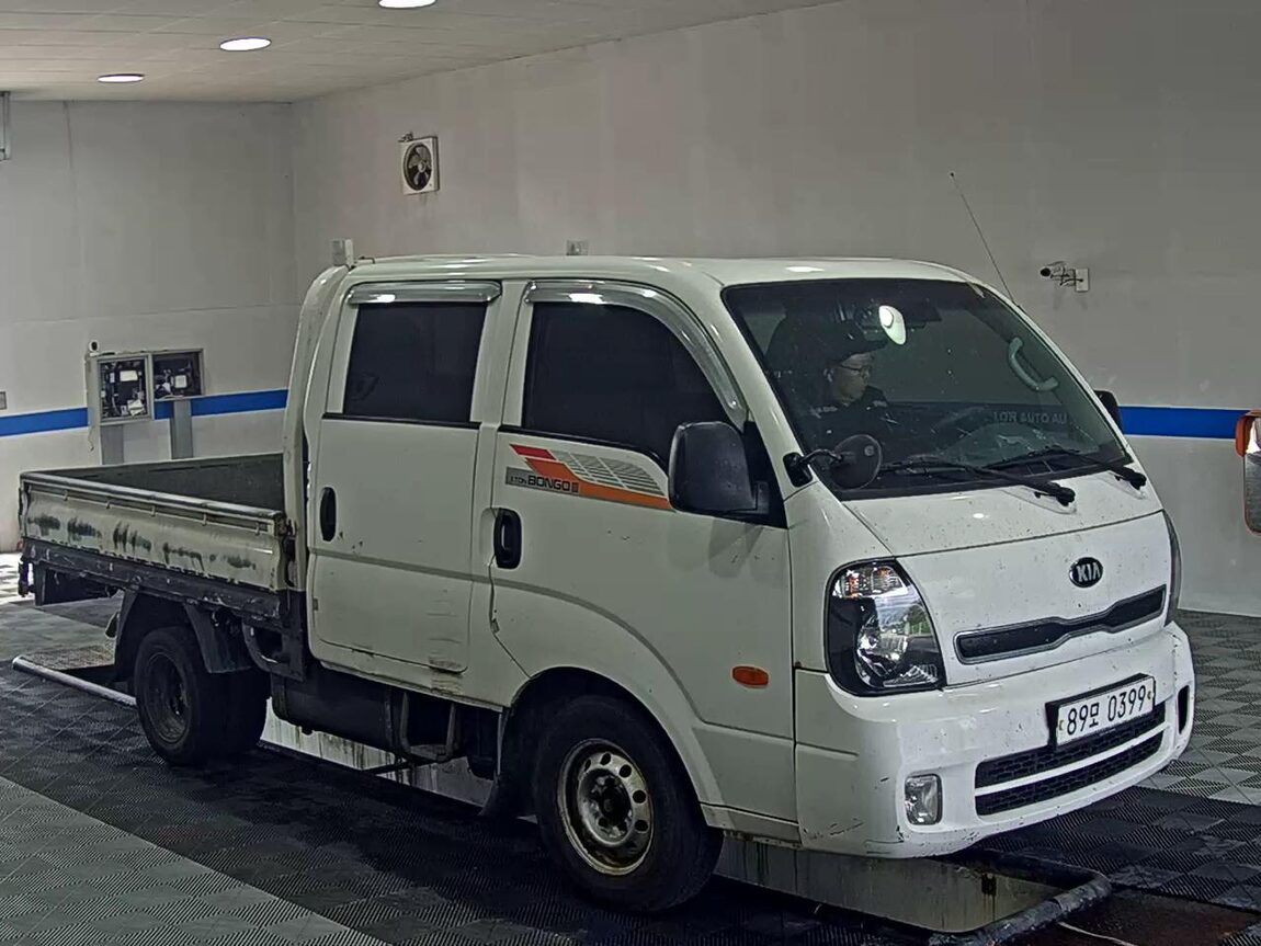 KIA BONGO III CARGO CRDi DOUBLE CAB EXTRA LONG WHEELBASE 2018 - zdjęcie 3