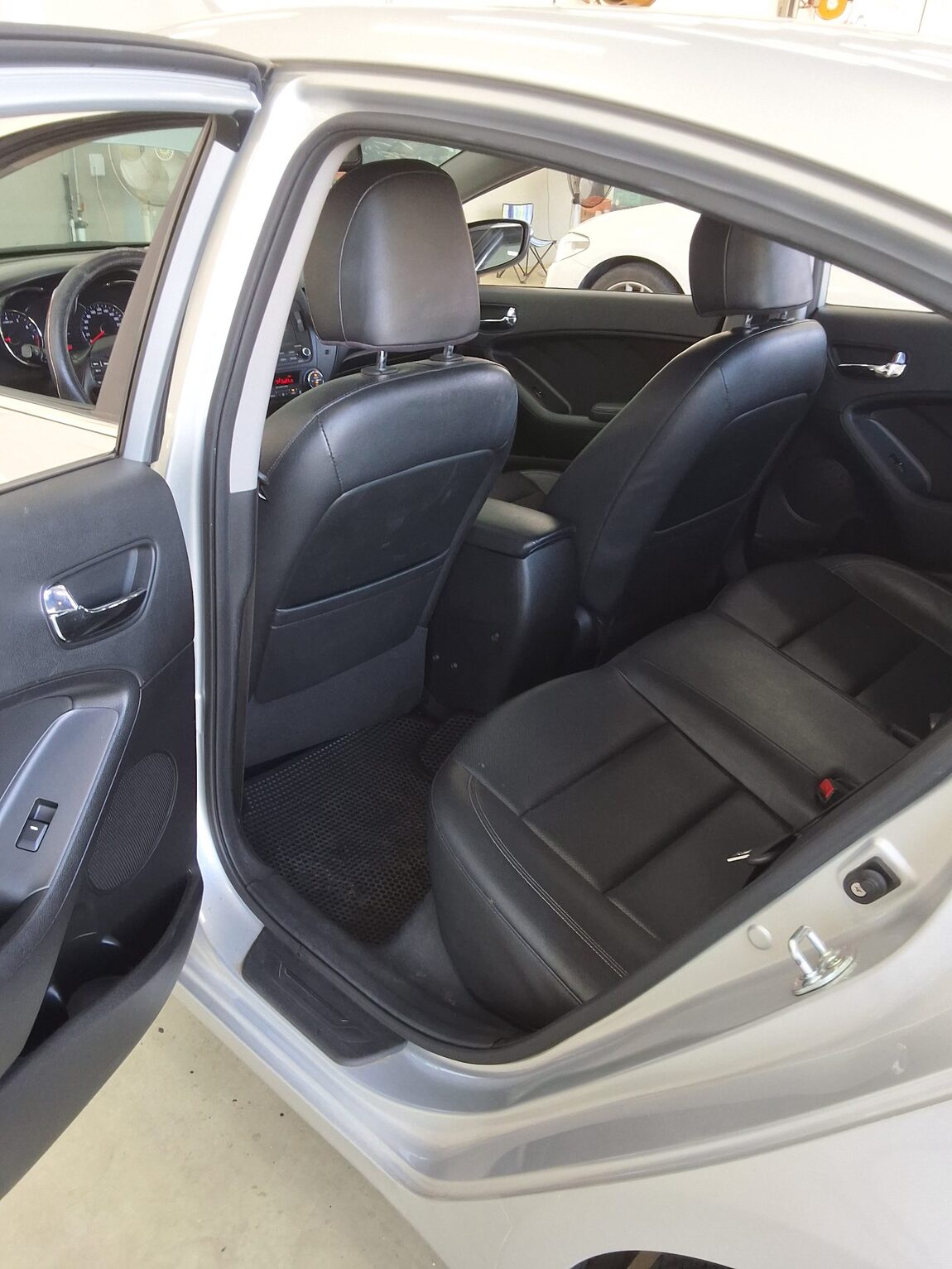 KIA K3 1.6 GDI PRESTIGE 2013 - zdjęcie 12