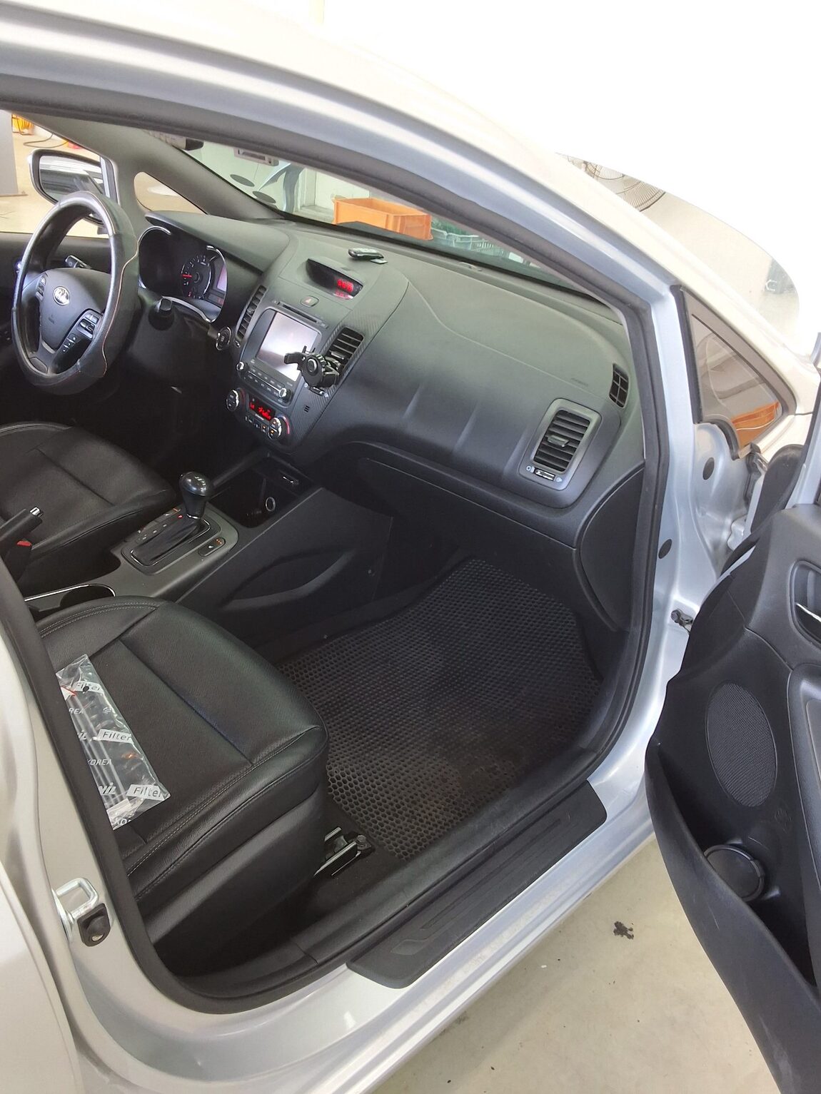 KIA K3 1.6 GDI PRESTIGE 2013 - zdjęcie 14