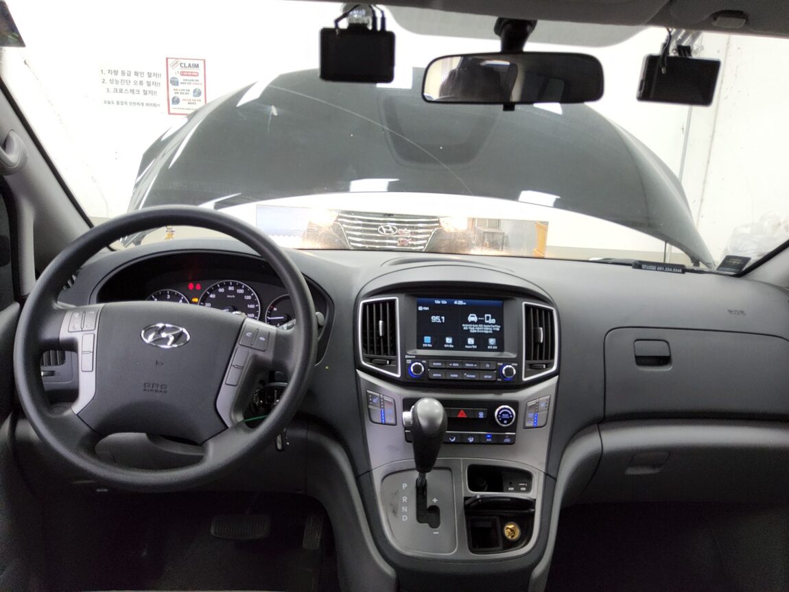 HYUNDAI THE NEW GRAND STAREX HIGH ROOF 2021 - zdjęcie 11