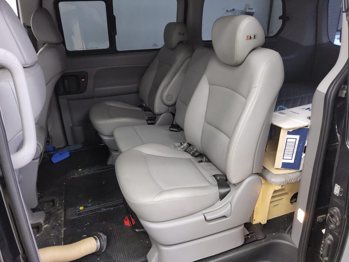 HYUNDAI THE NEW GRAND STAREX HIGH ROOF 2021 - zdjęcie 12