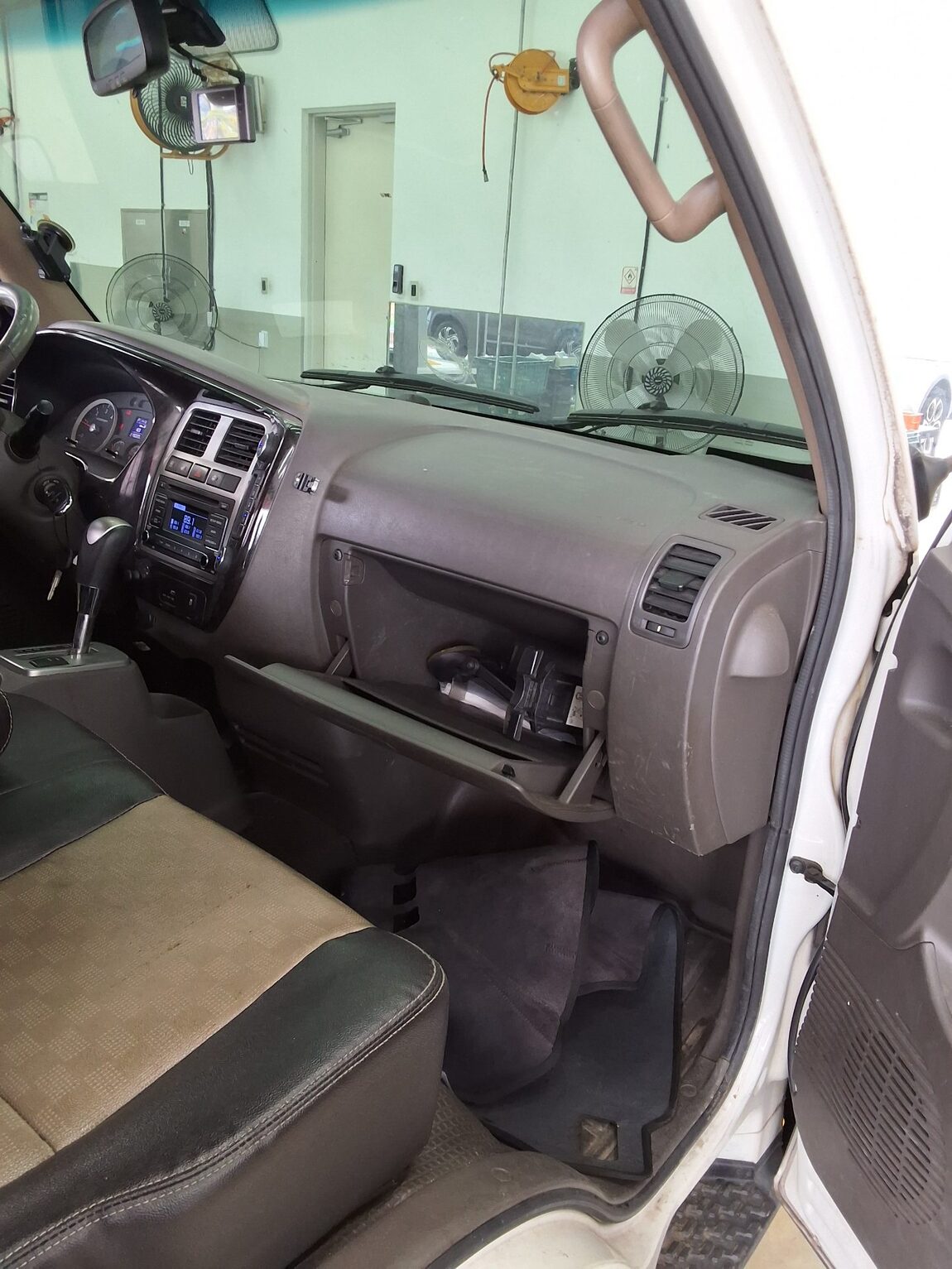 HYUNDAI PORTER II CRDi STANDARD CAB EXTRA LONG WHEELBASE PREMIUM 2019 - zdjęcie 12