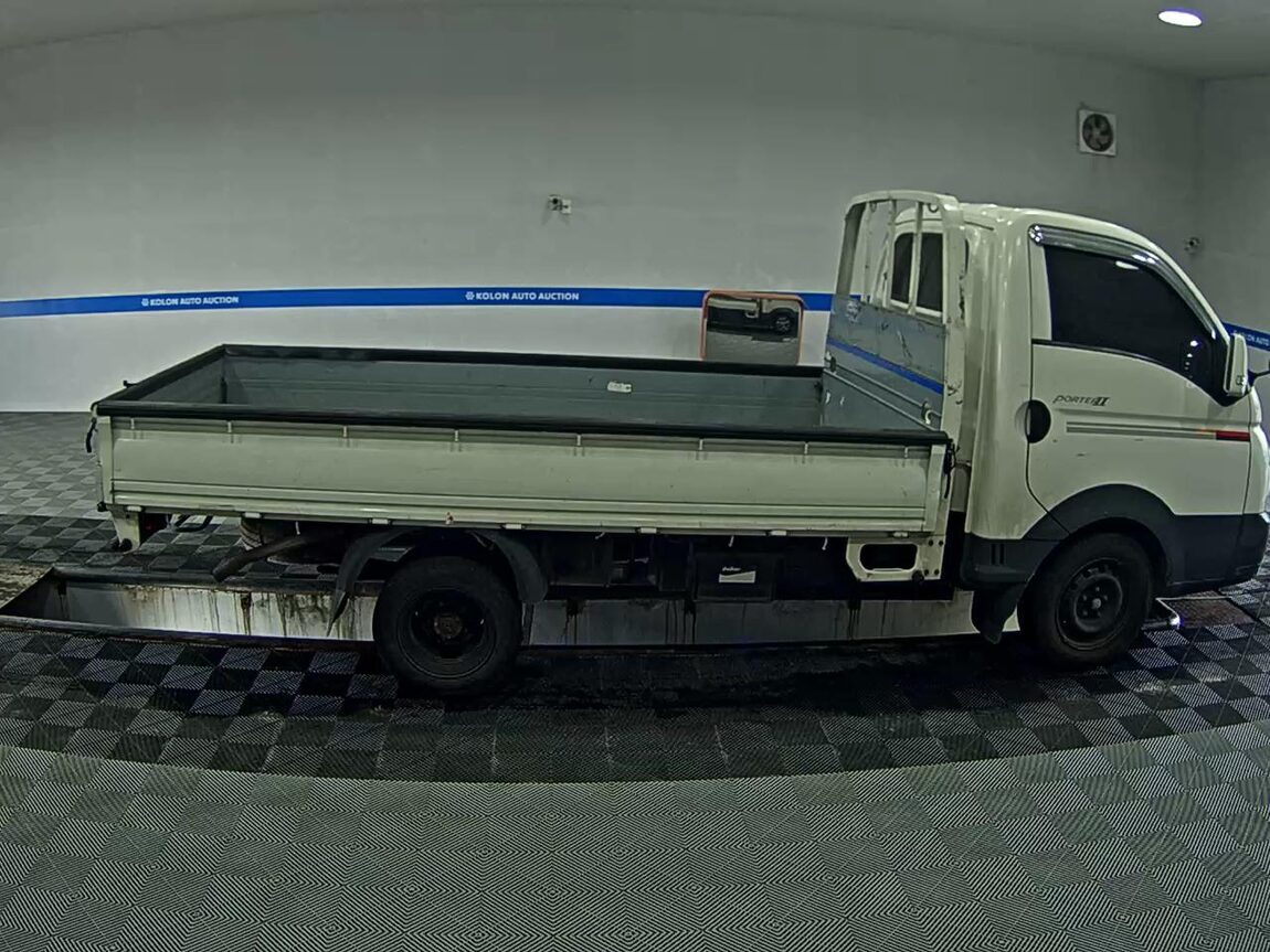 HYUNDAI PORTER II CRDi STANDARD CAB EXTRA LONG WHEELBASE PREMIUM 2019 - zdjęcie 4