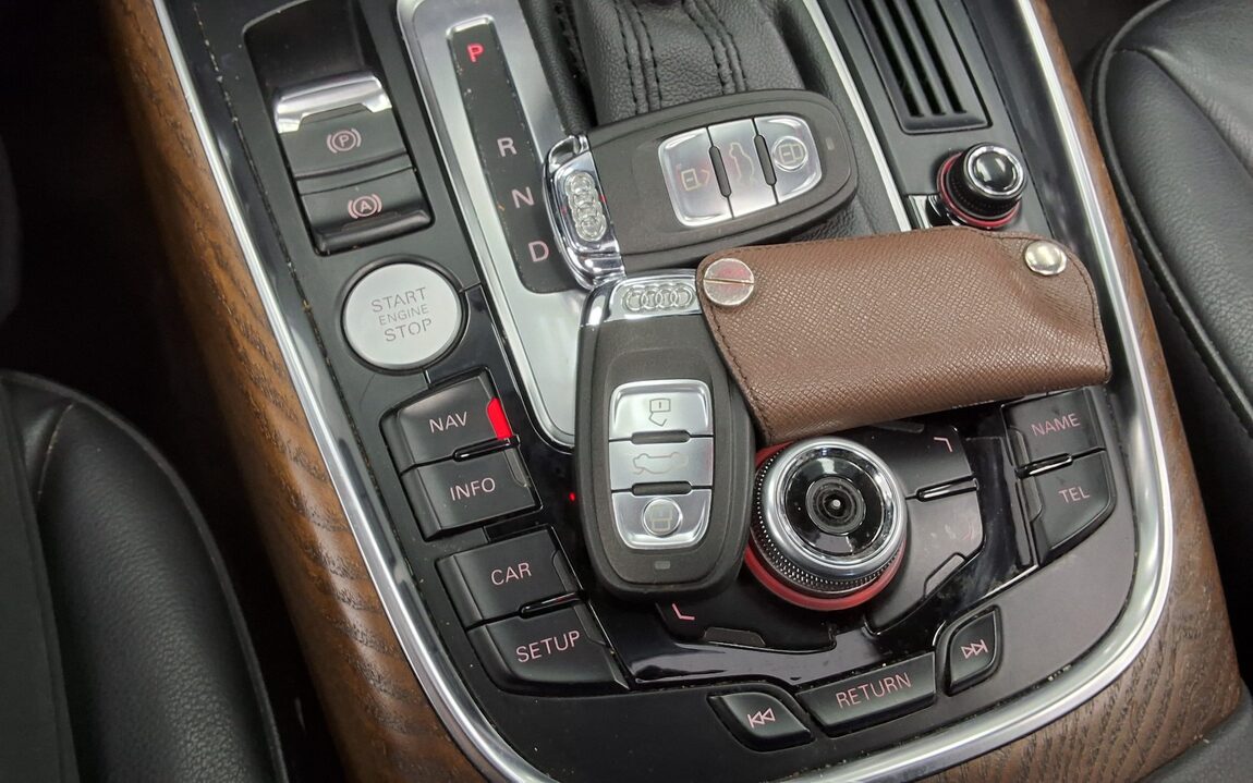 AUDI Q5 3.0 TDI QUATTRO 2012 - zdjęcie 19