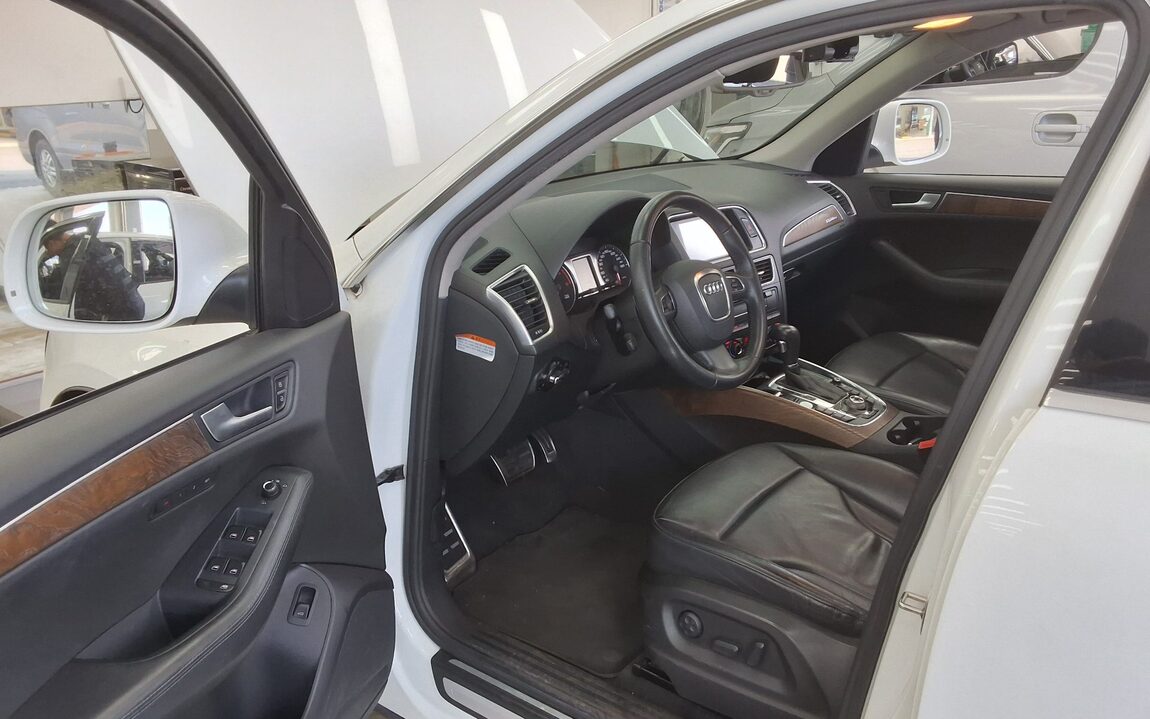 AUDI Q5 3.0 TDI QUATTRO 2012 - zdjęcie 10