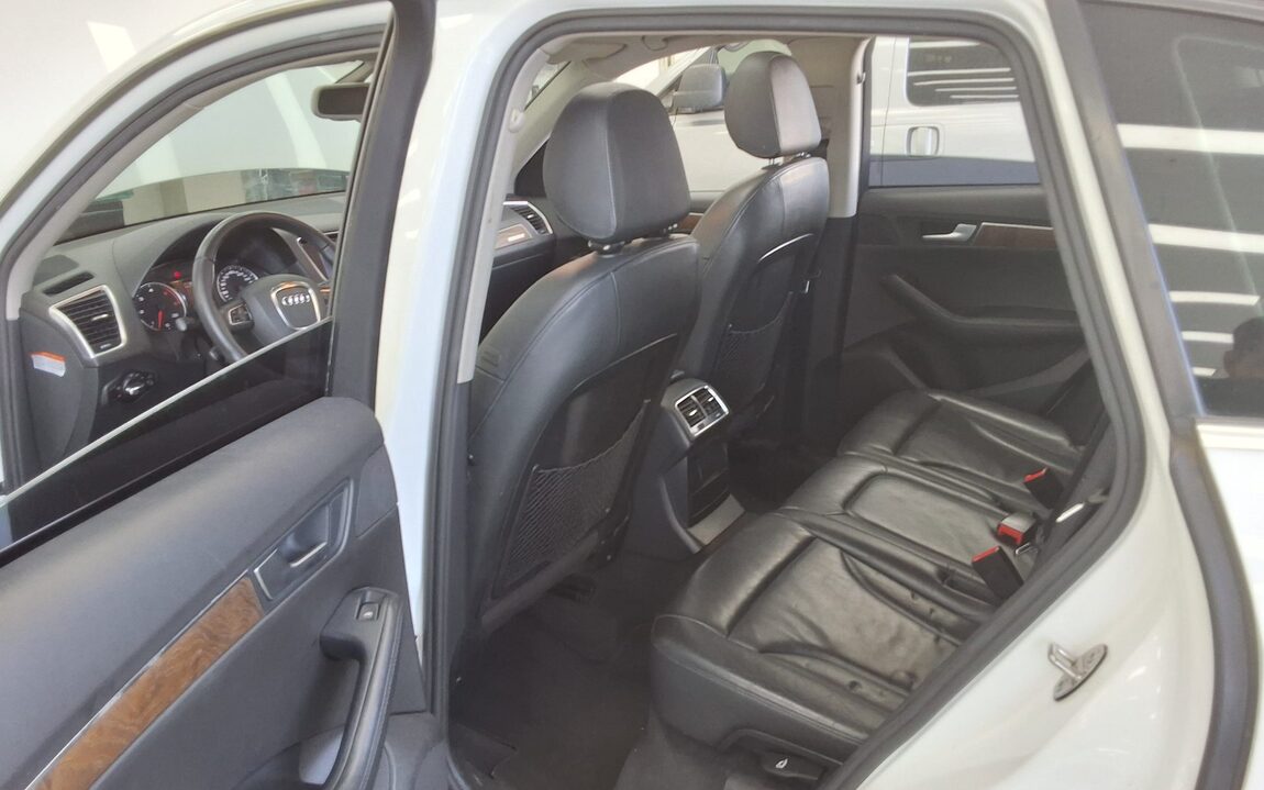 AUDI Q5 3.0 TDI QUATTRO 2012 - zdjęcie 12