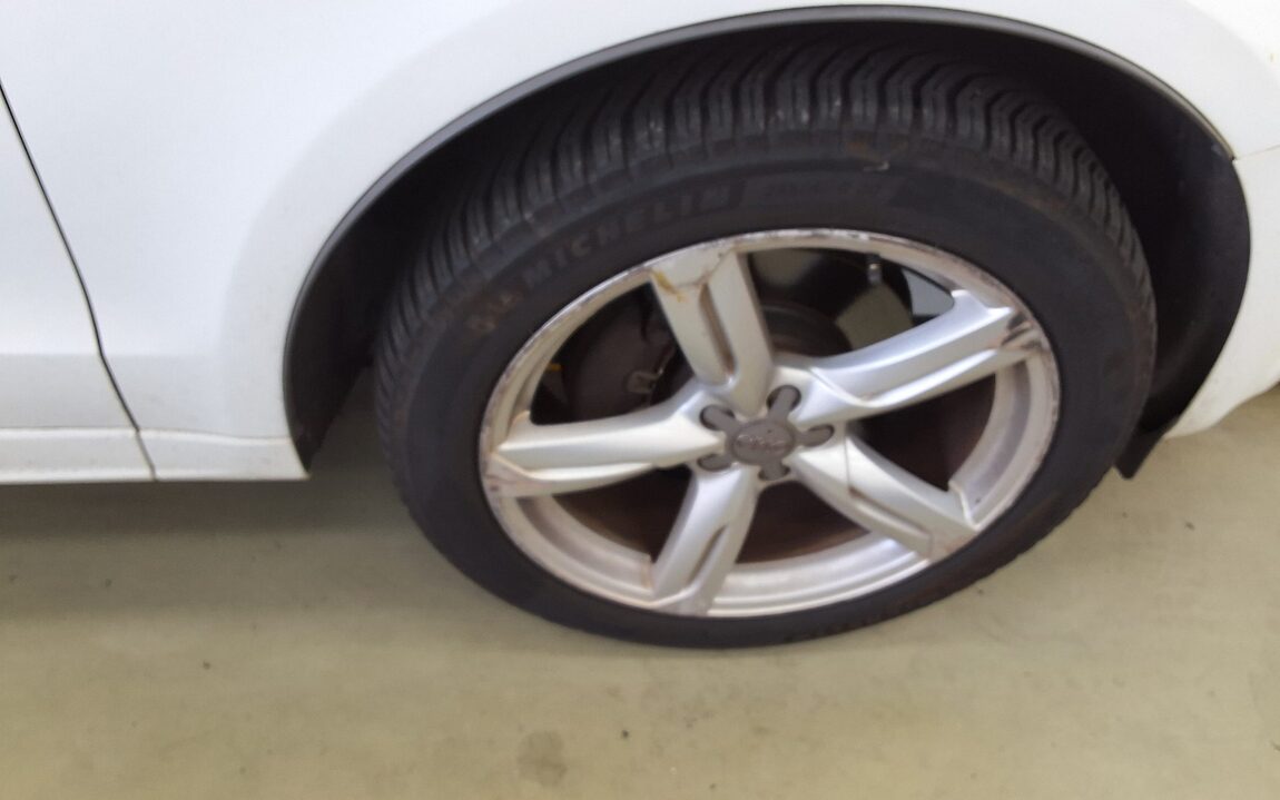 AUDI Q5 3.0 TDI QUATTRO 2012 - zdjęcie 25