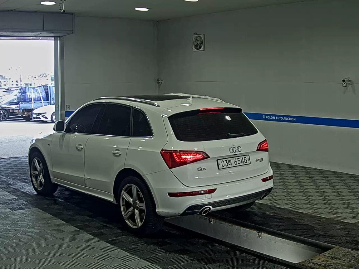 AUDI Q5 3.0 TDI QUATTRO 2012 - zdjęcie 6