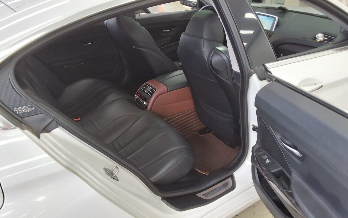 BMW 6 SERIES (3RD GEN) GRAN COUPE 640i 2014 - zdjęcie 13