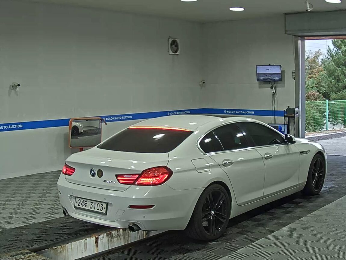 BMW 6 SERIES (3RD GEN) GRAN COUPE 640i 2014 - zdjęcie 5
