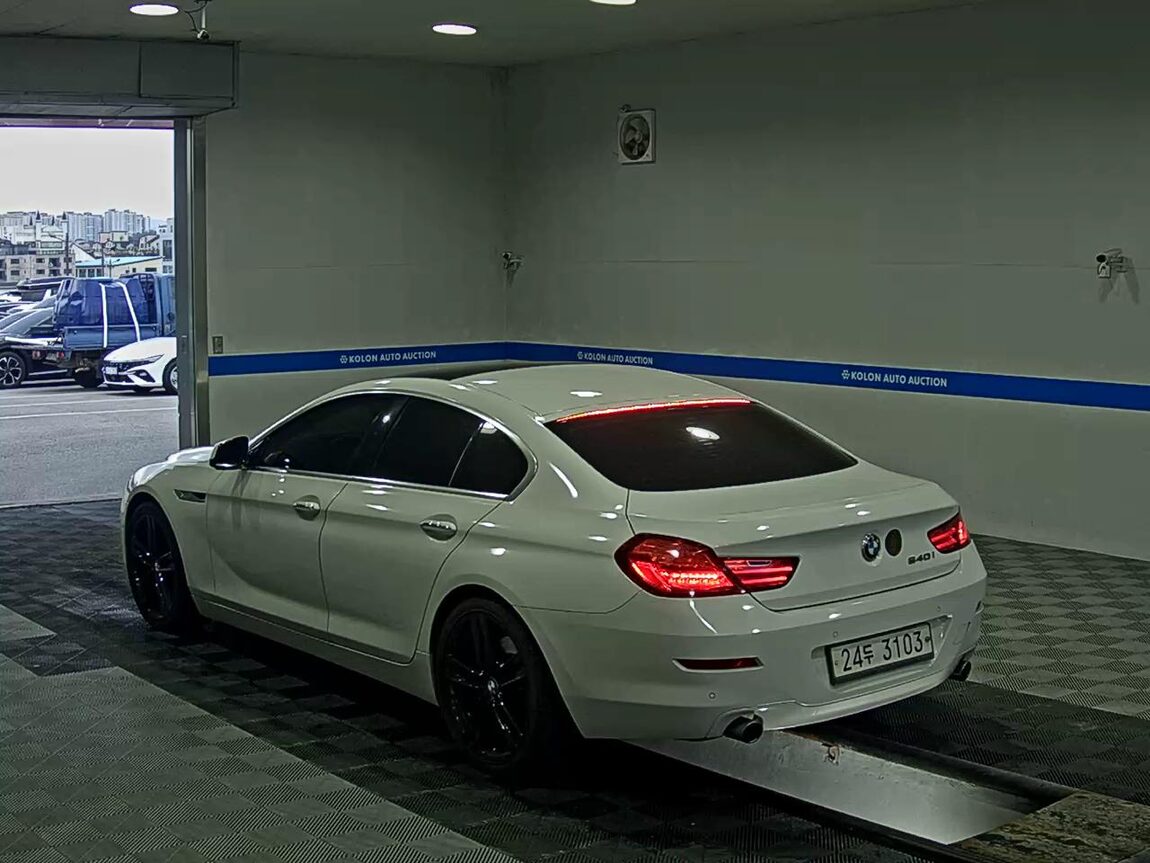 BMW 6 SERIES (3RD GEN) GRAN COUPE 640i 2014 - zdjęcie 6