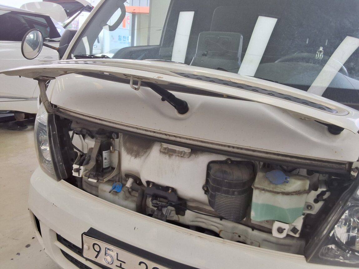 KIA BONGO III CARGO CRDi KING CAB EXTRA LONG WHEELBASE 2019 - zdjęcie 16