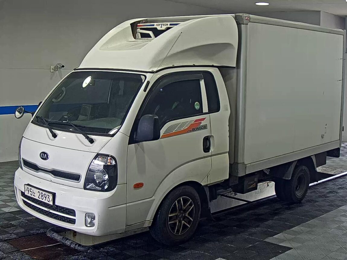 KIA BONGO III CARGO CRDi KING CAB EXTRA LONG WHEELBASE 2019 - zdjęcie 2
