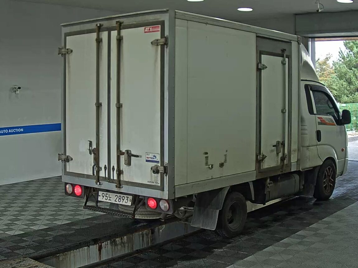 KIA BONGO III CARGO CRDi KING CAB EXTRA LONG WHEELBASE 2019 - zdjęcie 5