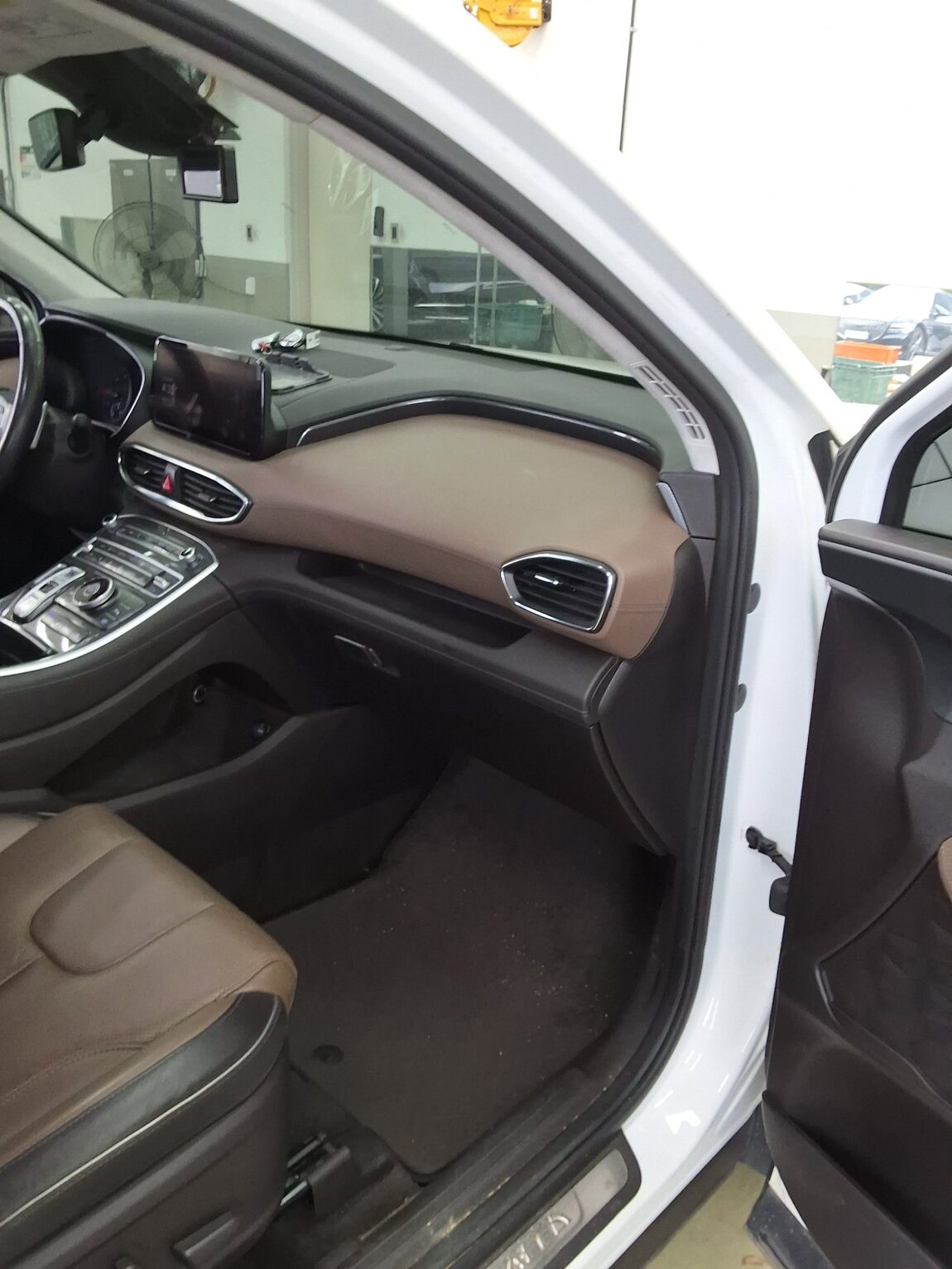 HYUNDAI THE NEW SANTA FE DIESEL 2.2 2WD PRESTIGE 2021 - zdjęcie 14