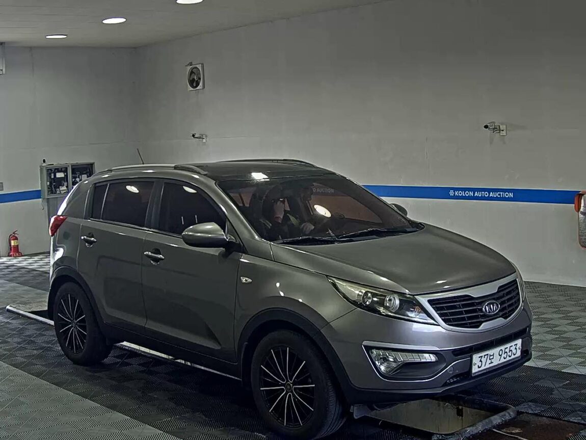 KIA SPORTAGE R DIESEL R2.0 2WD TLX PREMIUM MODEL 2011 - zdjęcie 3