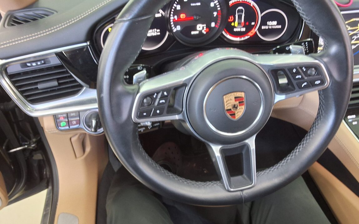 PORSCHE PANAMERA (2ND GEN) 3.0 4 2020 - zdjęcie 17