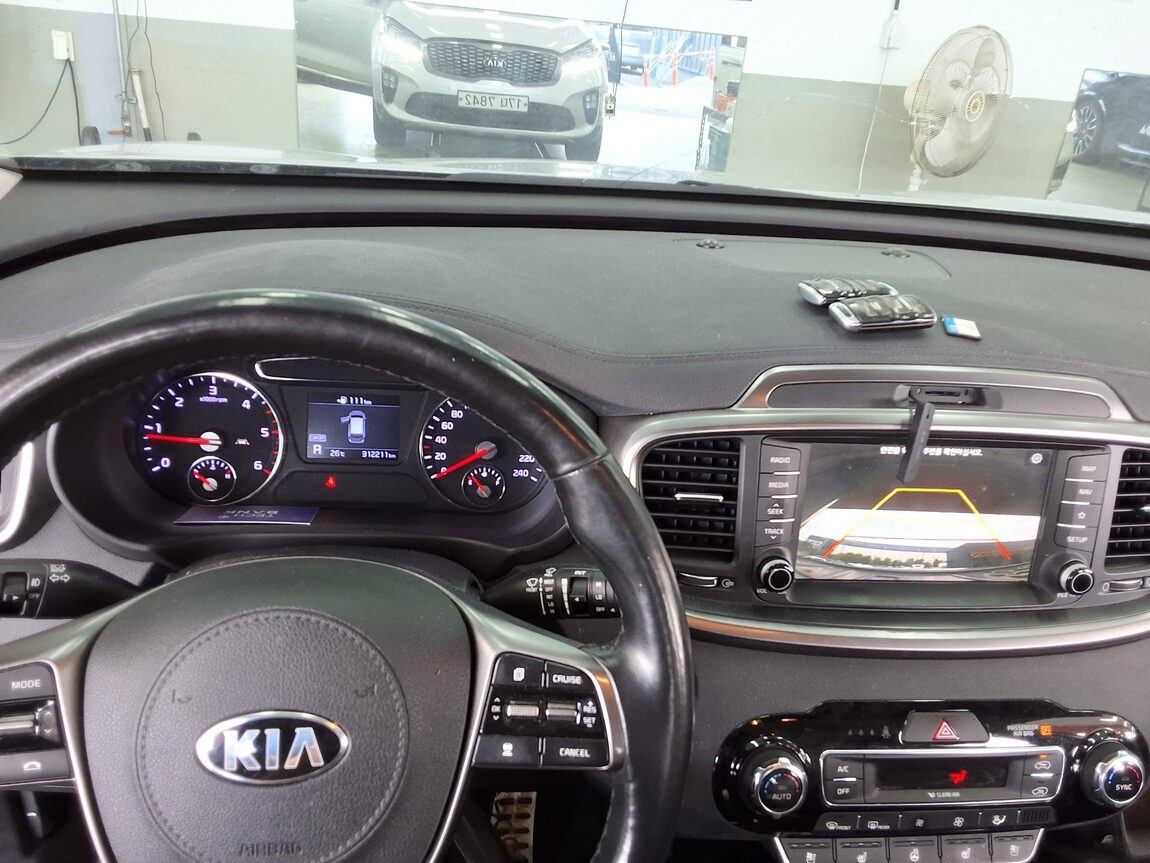 KIA THE NEW SORENTO DIESEL R2.2 4WD NOBLESSE 2019 - zdjęcie 18