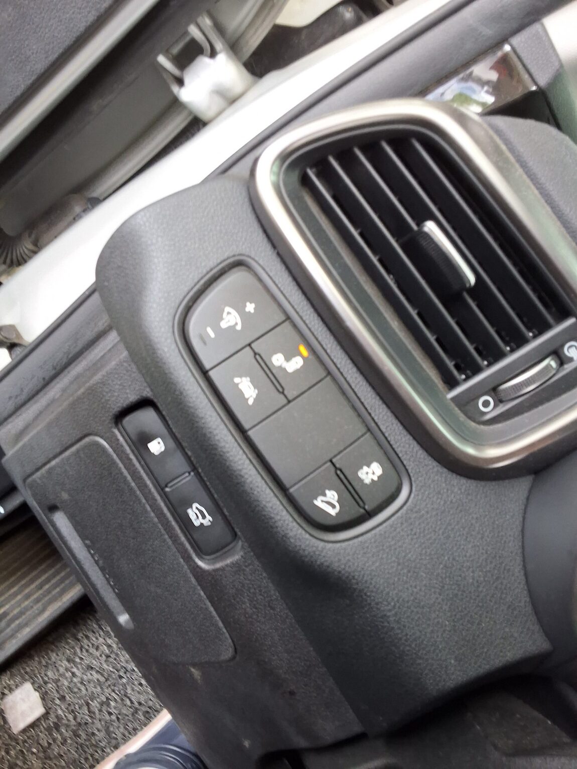 KIA THE NEW SORENTO DIESEL R2.2 4WD NOBLESSE 2019 - zdjęcie 19