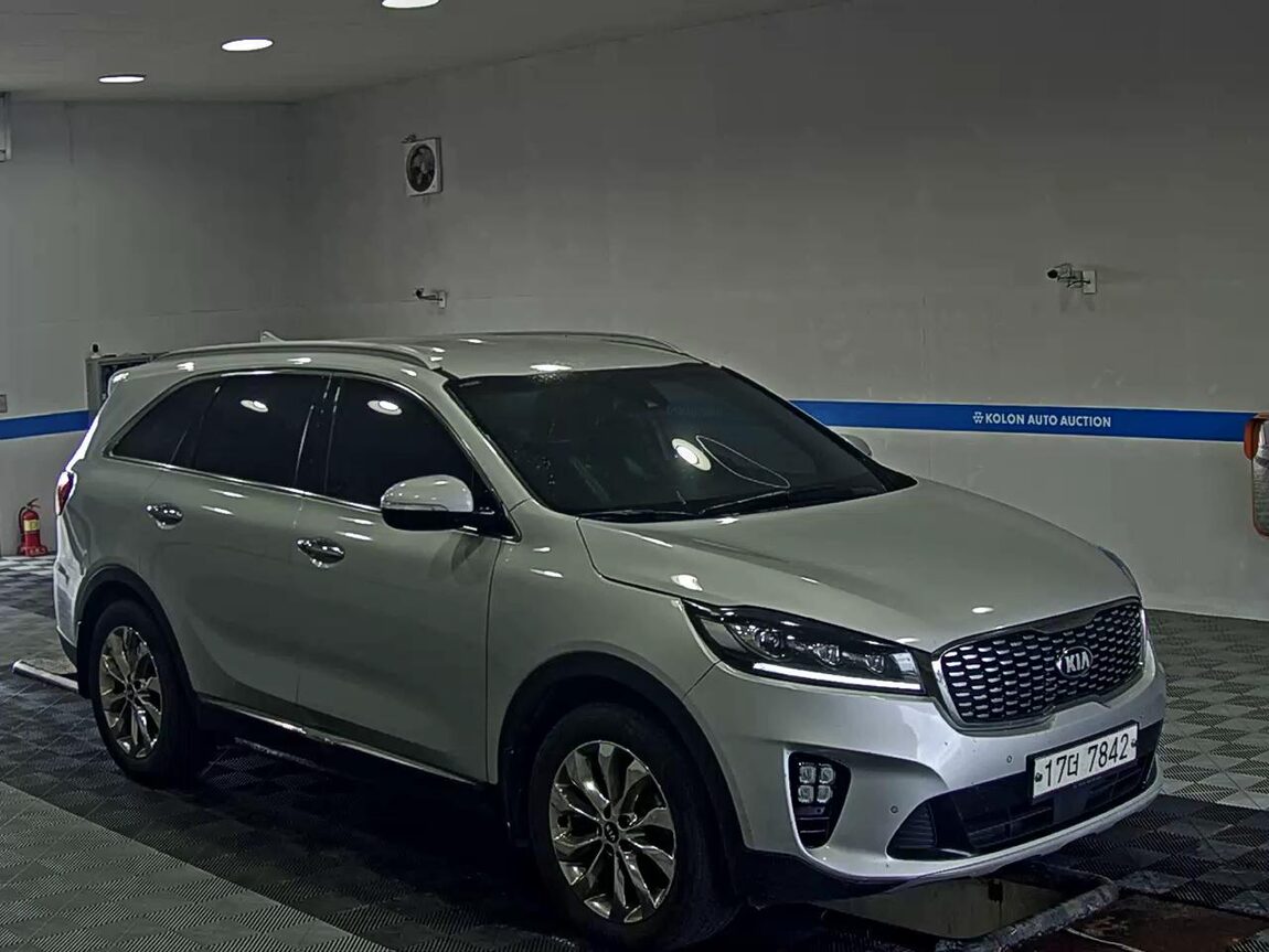 KIA THE NEW SORENTO DIESEL R2.2 4WD NOBLESSE 2019 - zdjęcie 3