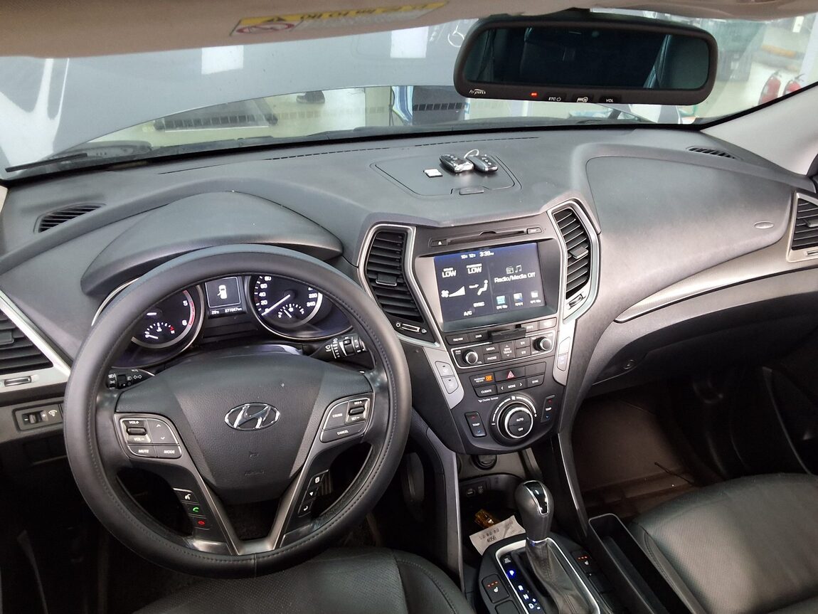 HYUNDAI SANTA FE THE PRIME DIESEL R2.0 2WD PREMIUM 2016 - zdjęcie 11