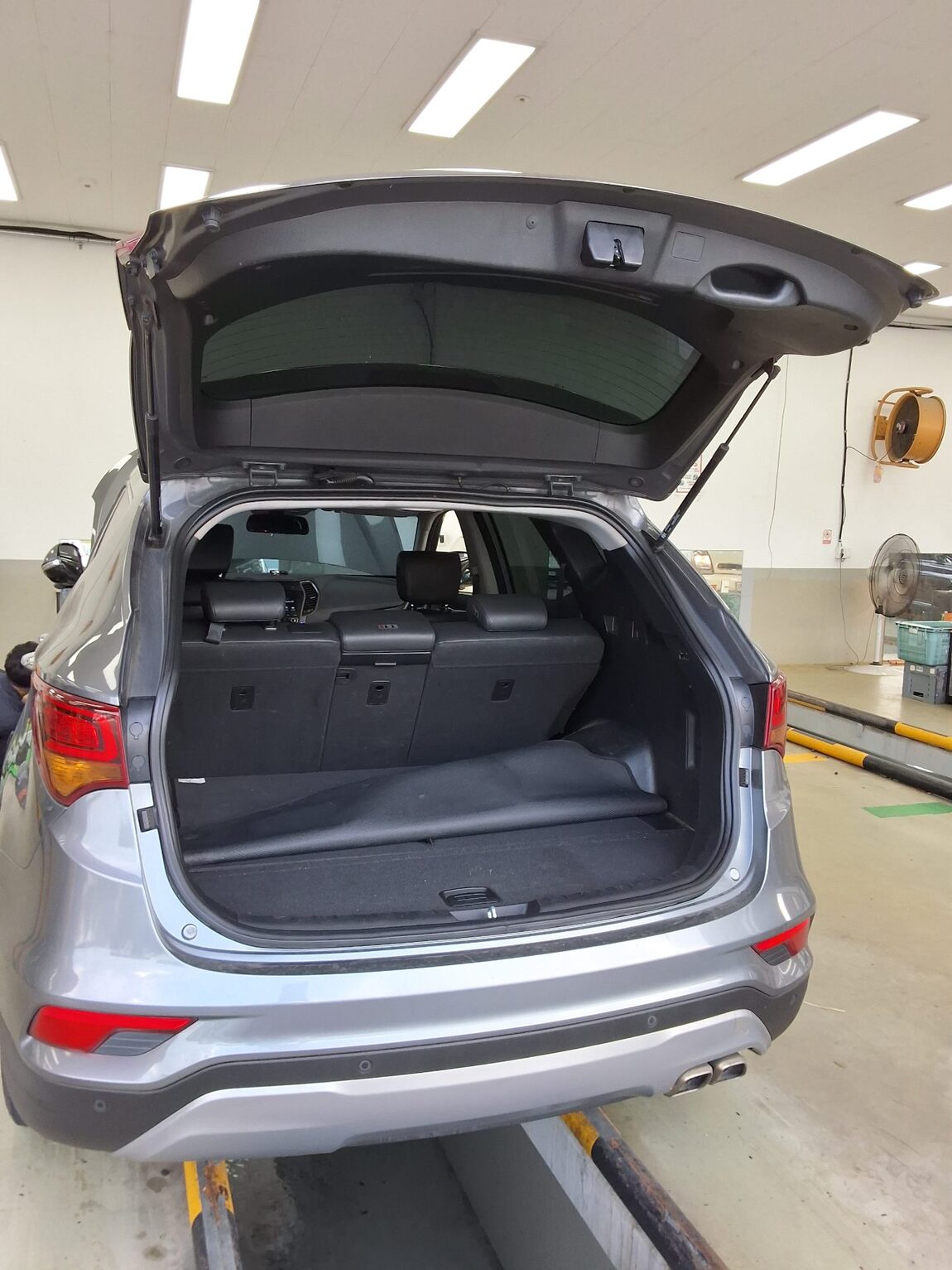 HYUNDAI SANTA FE THE PRIME DIESEL R2.0 2WD PREMIUM 2016 - zdjęcie 15