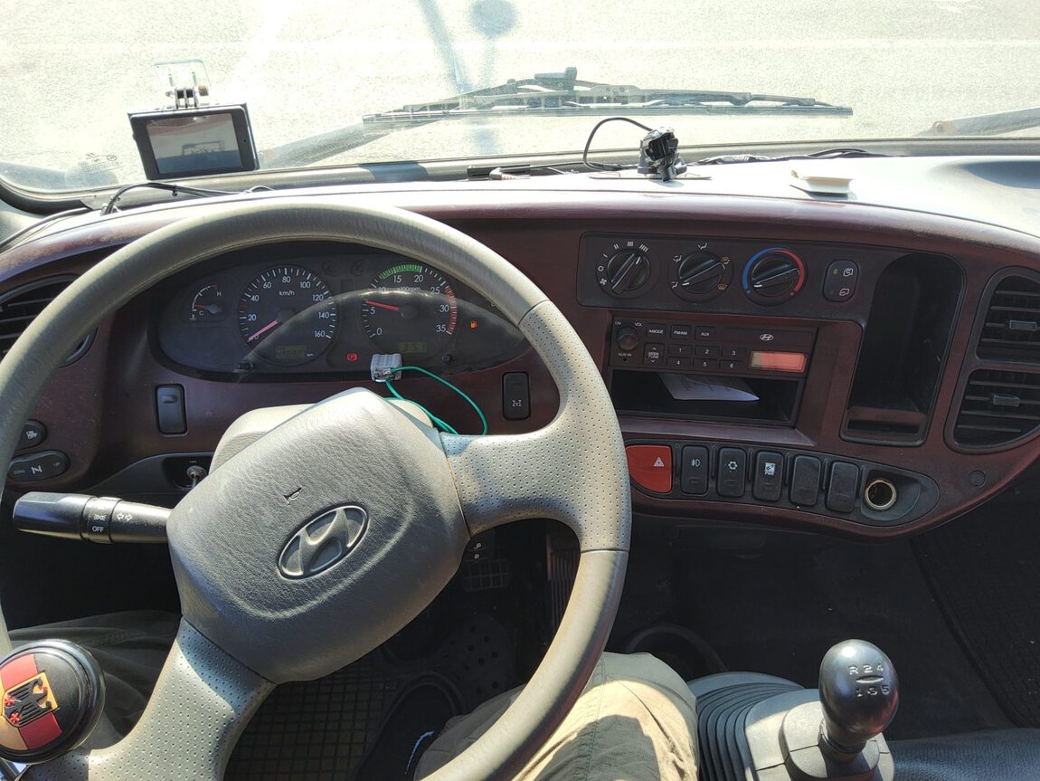 HYUNDAI e-MIGHTY 2.5 TON STANDARD CAB LONG WHEELBASE HIGH DECK 2013 - zdjęcie 16