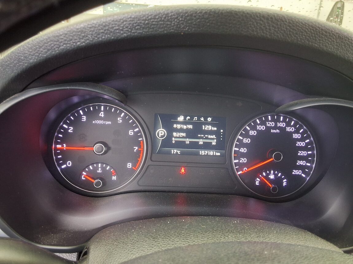KIA NEW K5 2.0 GASOLINE SIGNATURE SX 2017 - zdjęcie 9