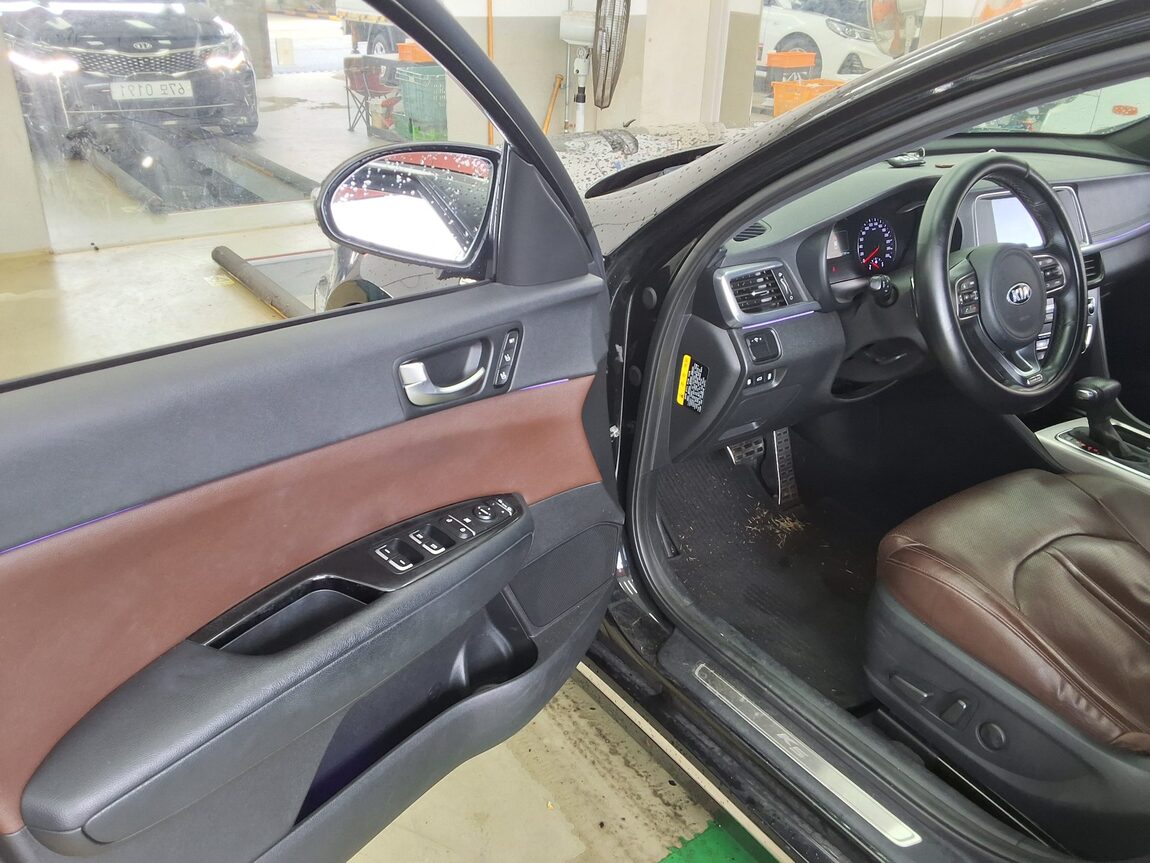 KIA NEW K5 2.0 GASOLINE SIGNATURE SX 2017 - zdjęcie 10