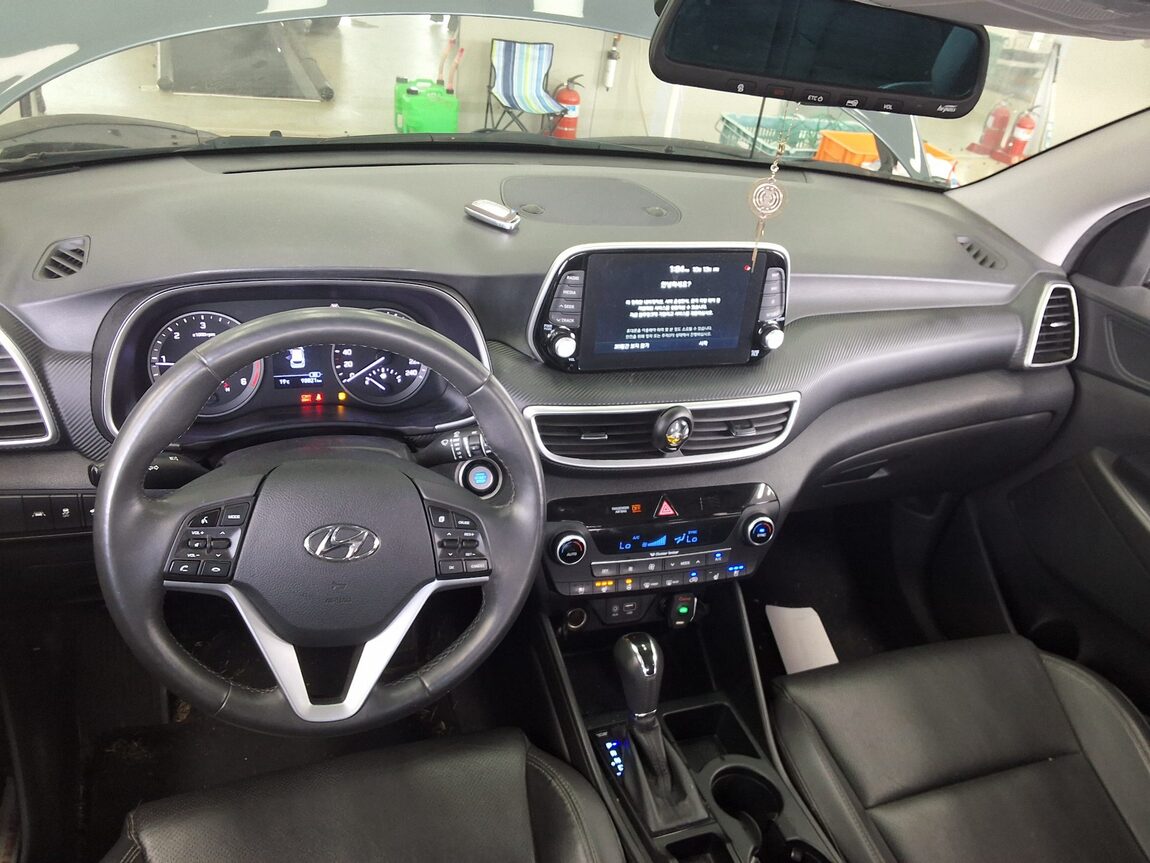 HYUNDAI NEW TUCSON 2.0 DIESEL 2WD MODERN 2020 - zdjęcie 11