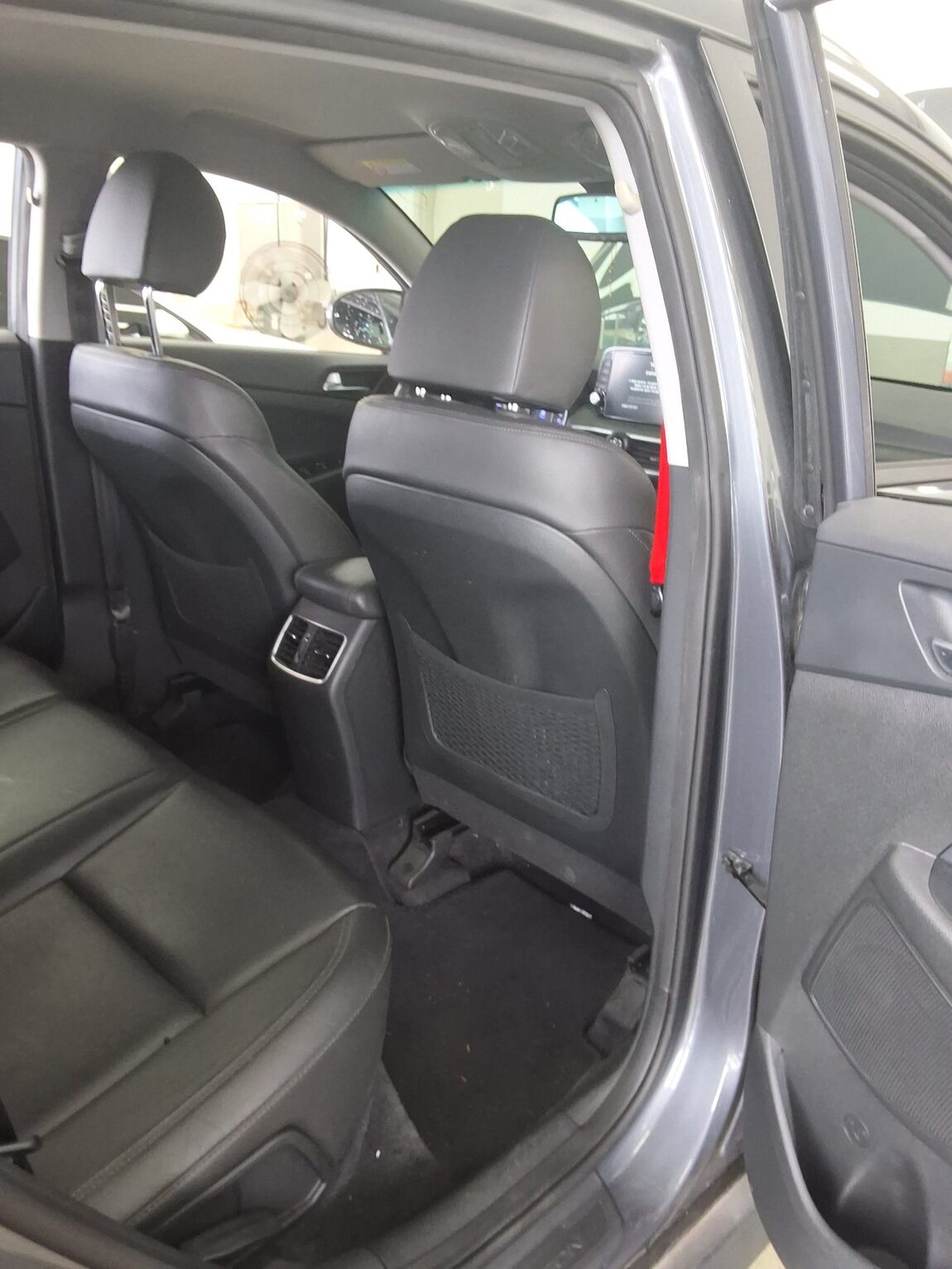HYUNDAI NEW TUCSON 2.0 DIESEL 2WD MODERN 2020 - zdjęcie 13
