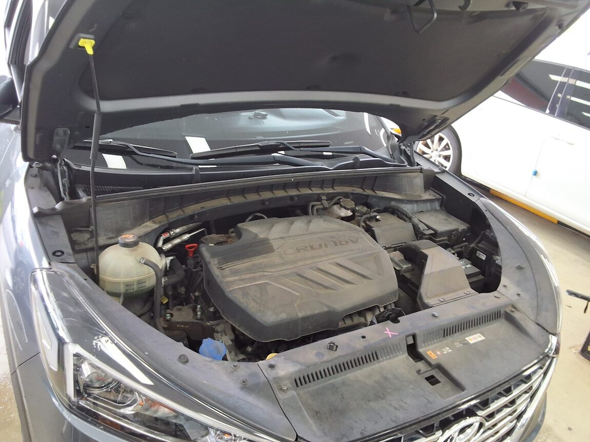 HYUNDAI NEW TUCSON 2.0 DIESEL 2WD MODERN 2020 - zdjęcie 18
