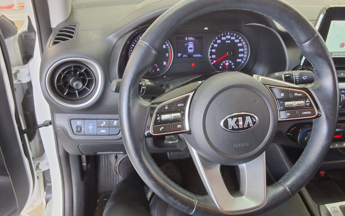 KIA ALL NEW K3 1.6 GASOLINE PRESTIGE 2021 - zdjęcie 17