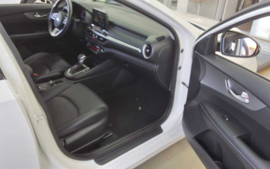 KIA ALL NEW K3 1.6 GASOLINE PRESTIGE 2021 - zdjęcie 14