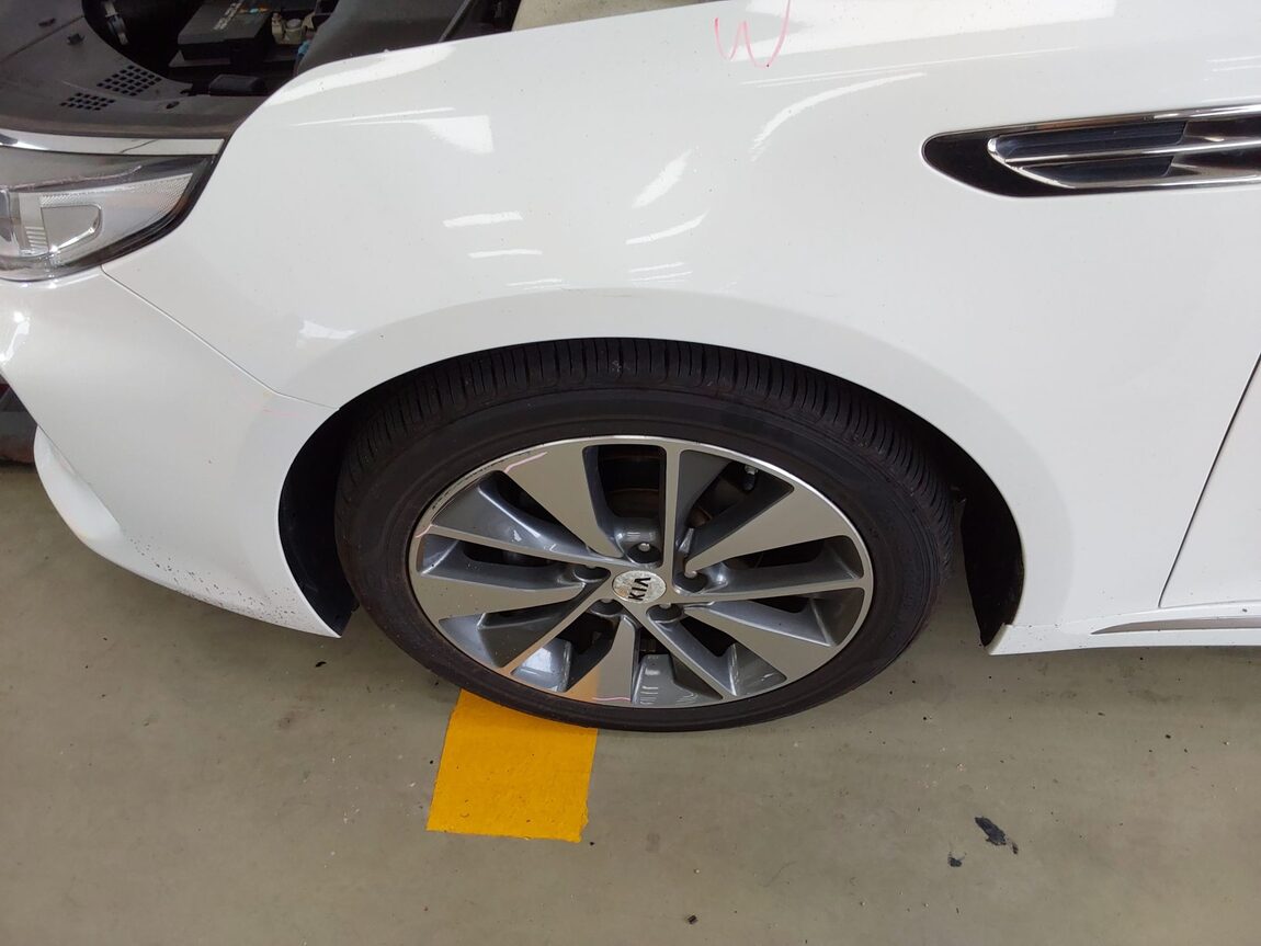 KIA NEW K5 2.0 GASOLINE PRESTIGE SX 2017 - zdjęcie 21