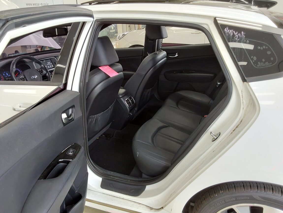 KIA NEW K5 2.0 GASOLINE PRESTIGE SX 2017 - zdjęcie 12