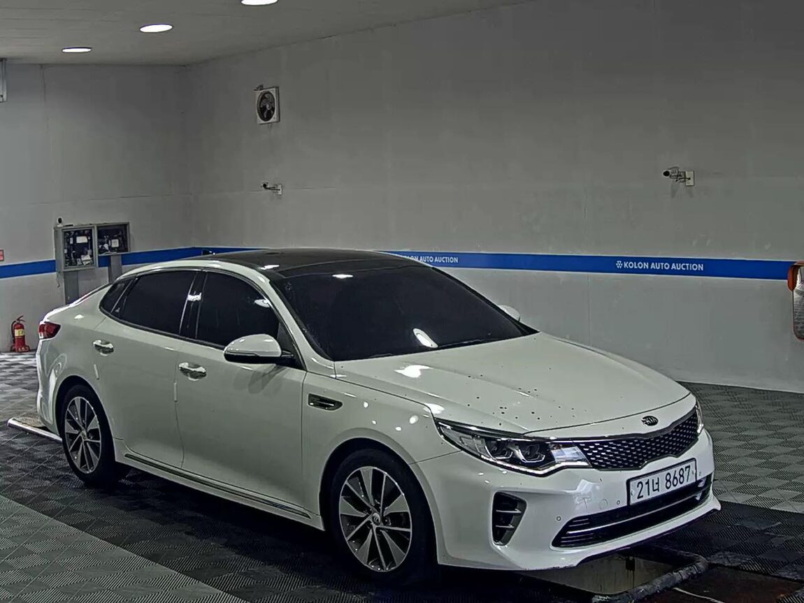 KIA NEW K5 2.0 GASOLINE PRESTIGE SX 2017 - zdjęcie 3