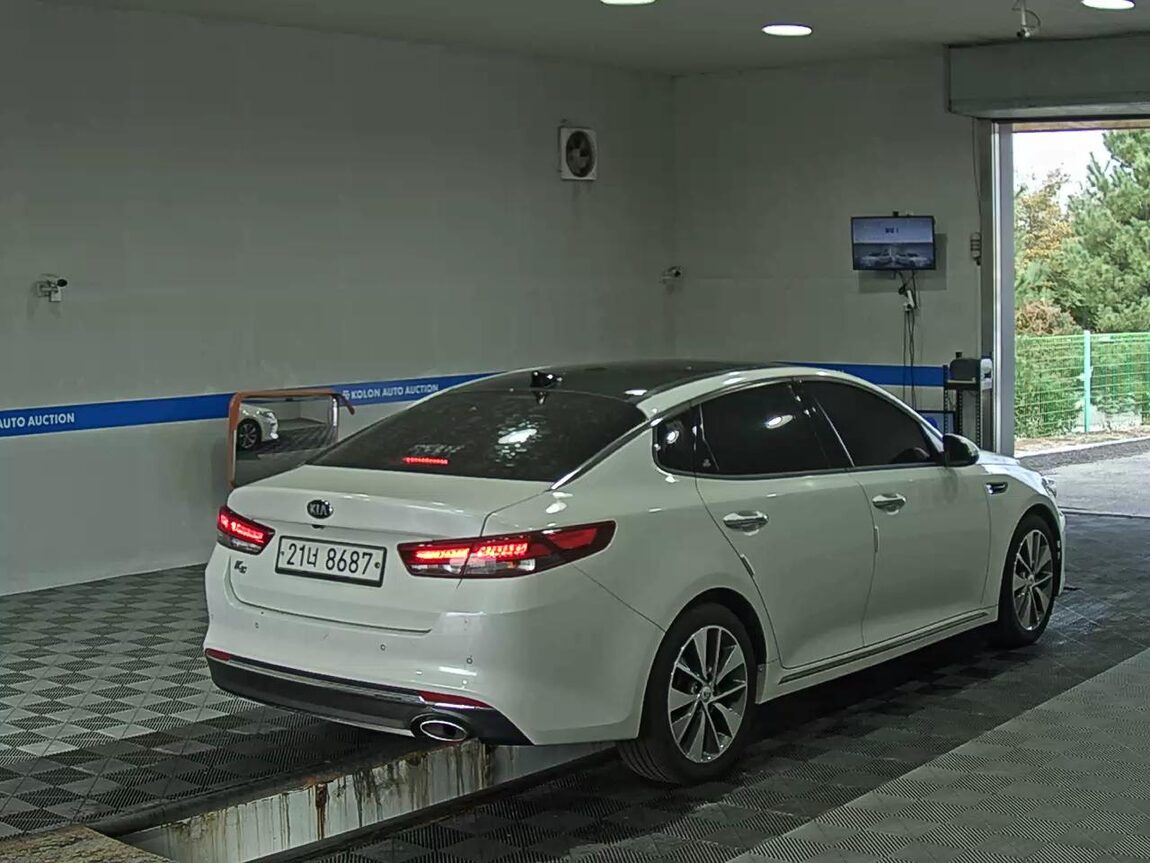 KIA NEW K5 2.0 GASOLINE PRESTIGE SX 2017 - zdjęcie 5
